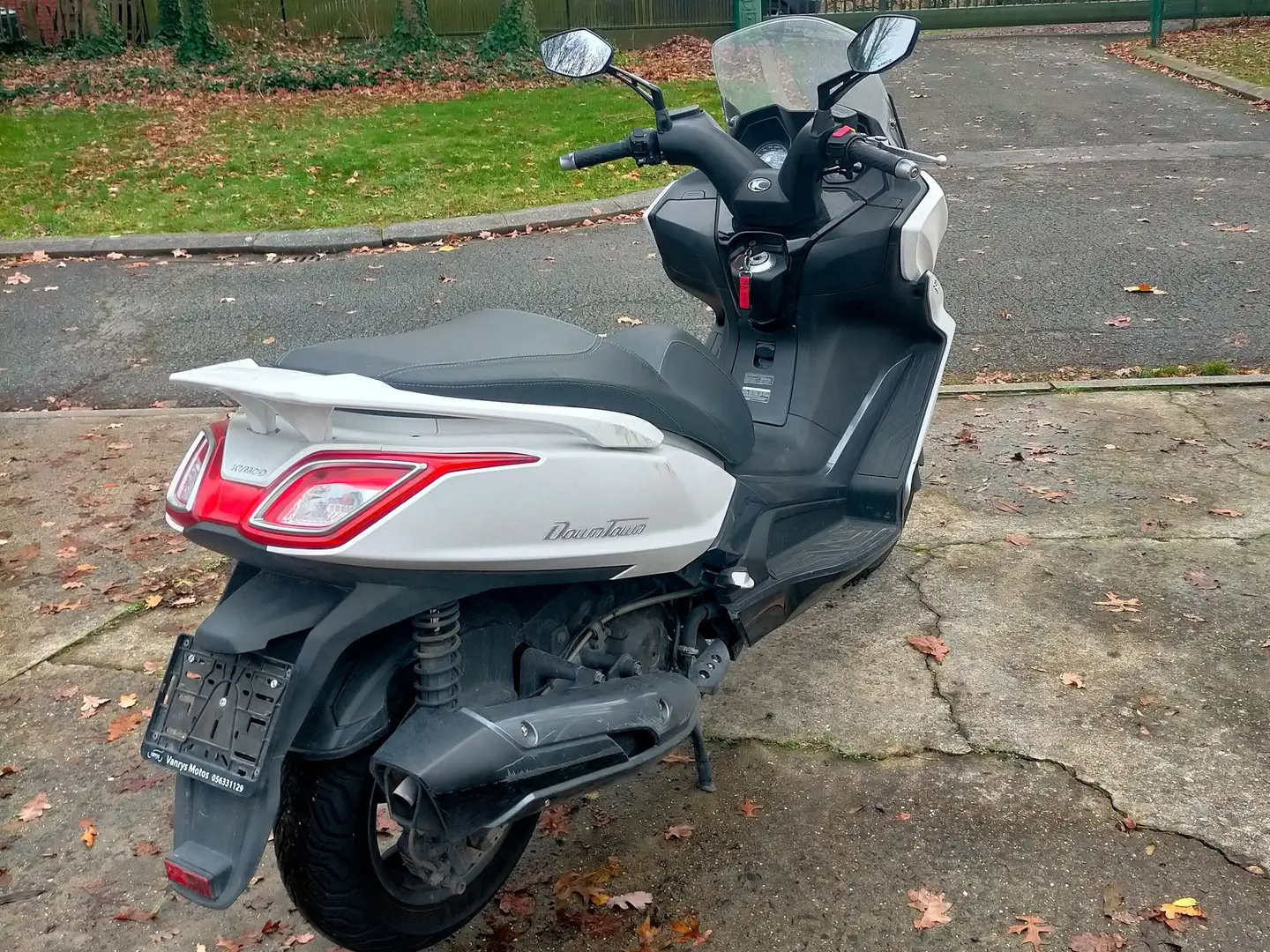 Kymco Downtown 350i 350i ABS Wit - 1
