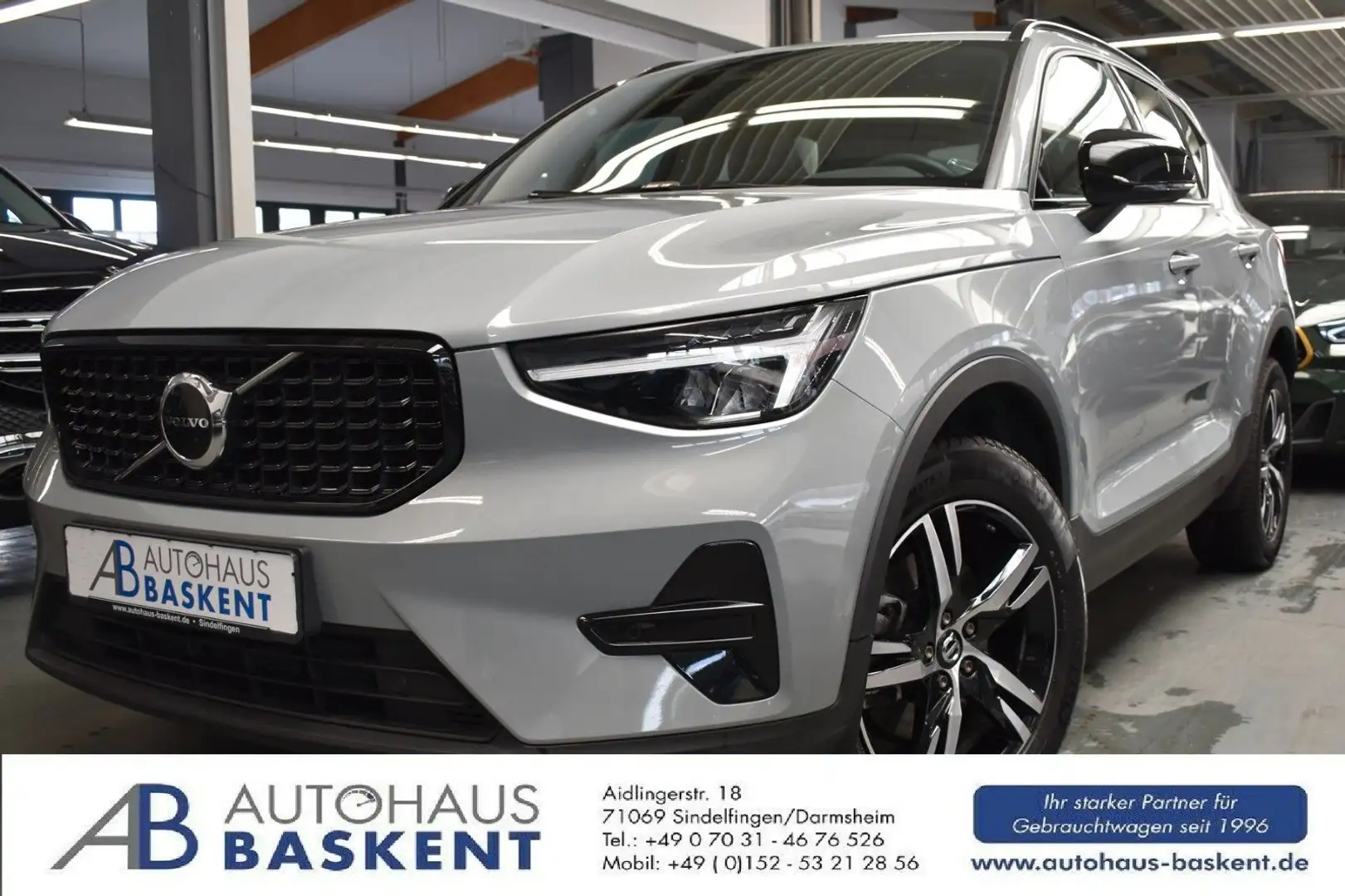 Volvo XC40 Plus Dark *AHK*HARMAN&KARDON*LED*SHZ*LEDER* Grau - 1