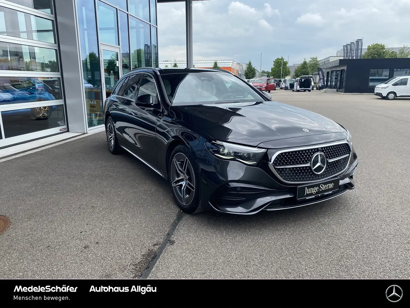 Mercedes-Benz E 450 E 450 T 4M AMG Massage AHK NAPPA Sitzklima NP102 Gris - 2