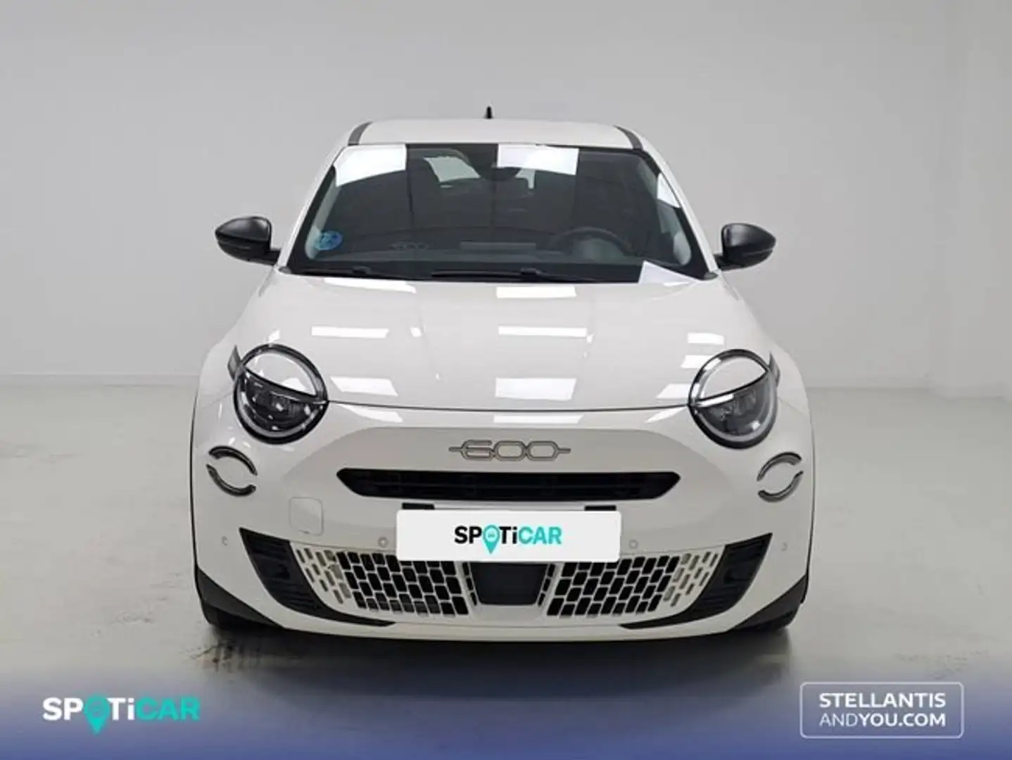 Fiat 600 MHEV 1.2 74kW (100CV) DDCT - Blanco - 2