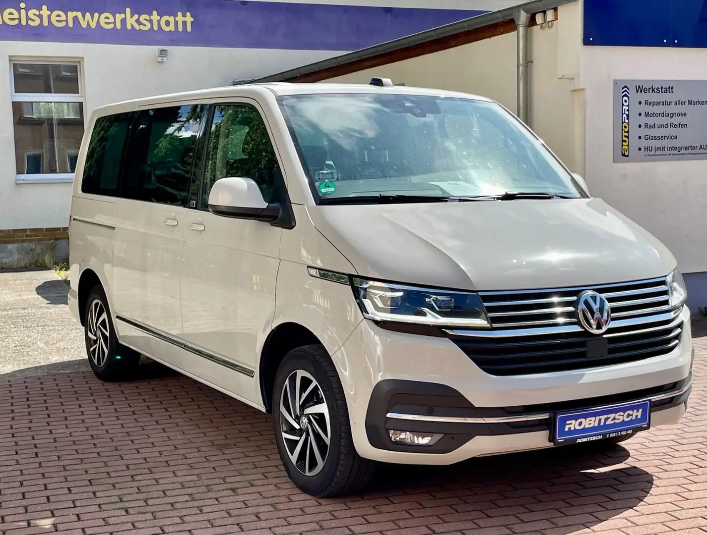 Volkswagen T6.1 Multivan Generation Six MOTOR NEU! Leder WR Grau - 1