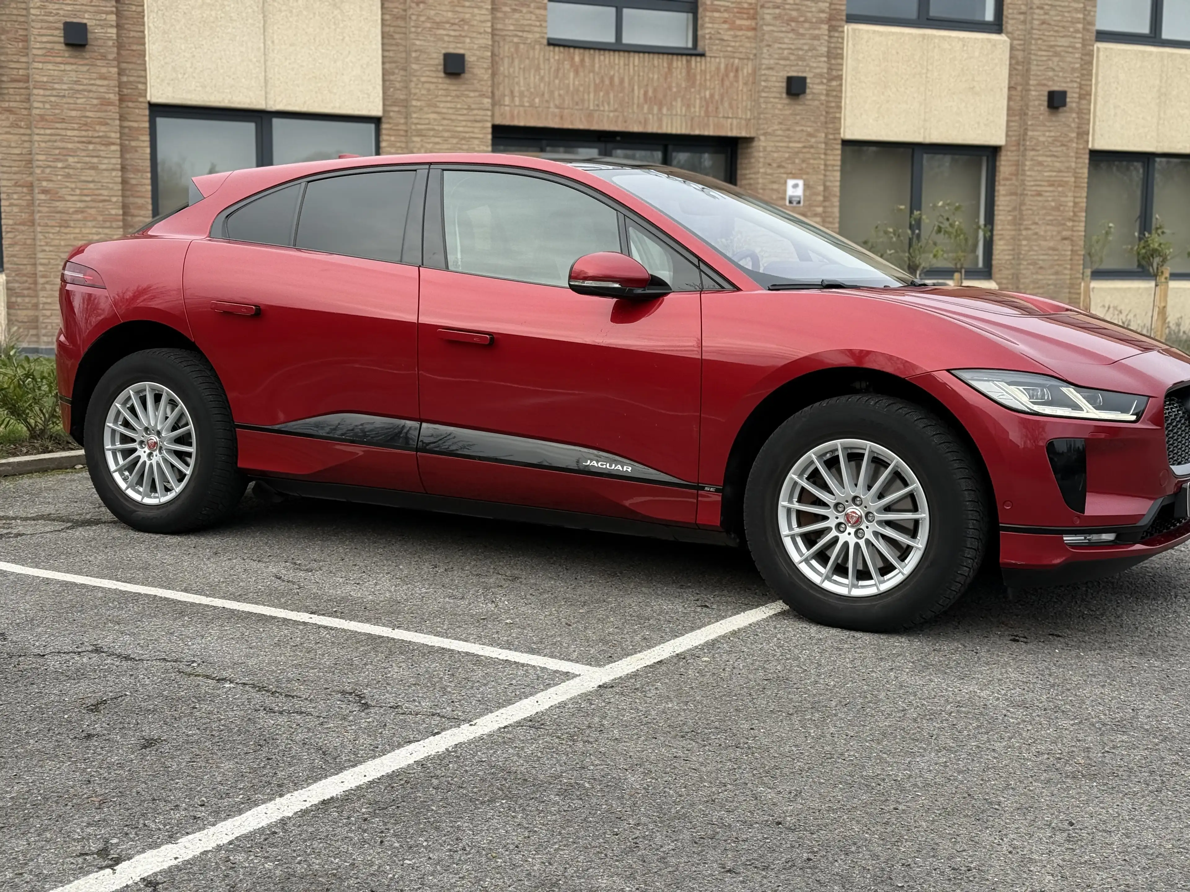 Jaguar I-Pace I-Pace 90 kWh EV400 HSE — photo 5
