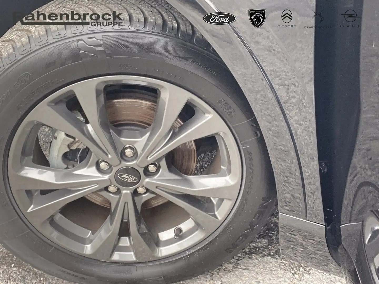 Ford Kuga ST-Line X Plug-In Hybrid - AUTOMATIK Noir - 2