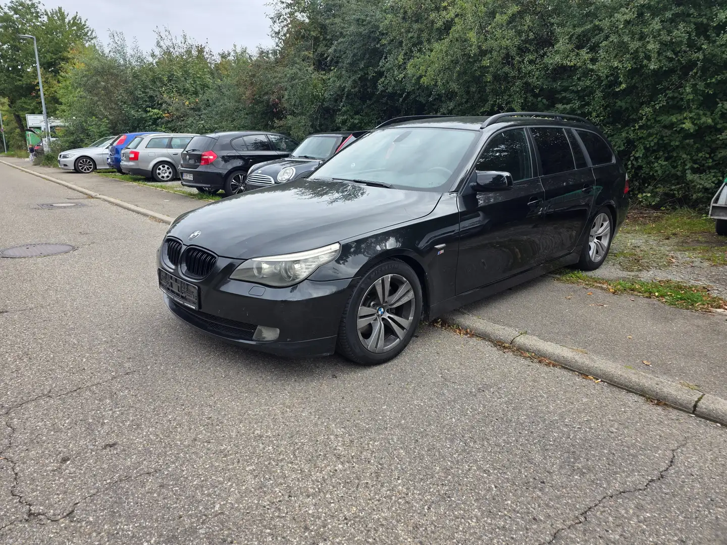 BMW 520 520d Edition Lifestyle**Kettenschaden**Klima**AHK Noir - 1
