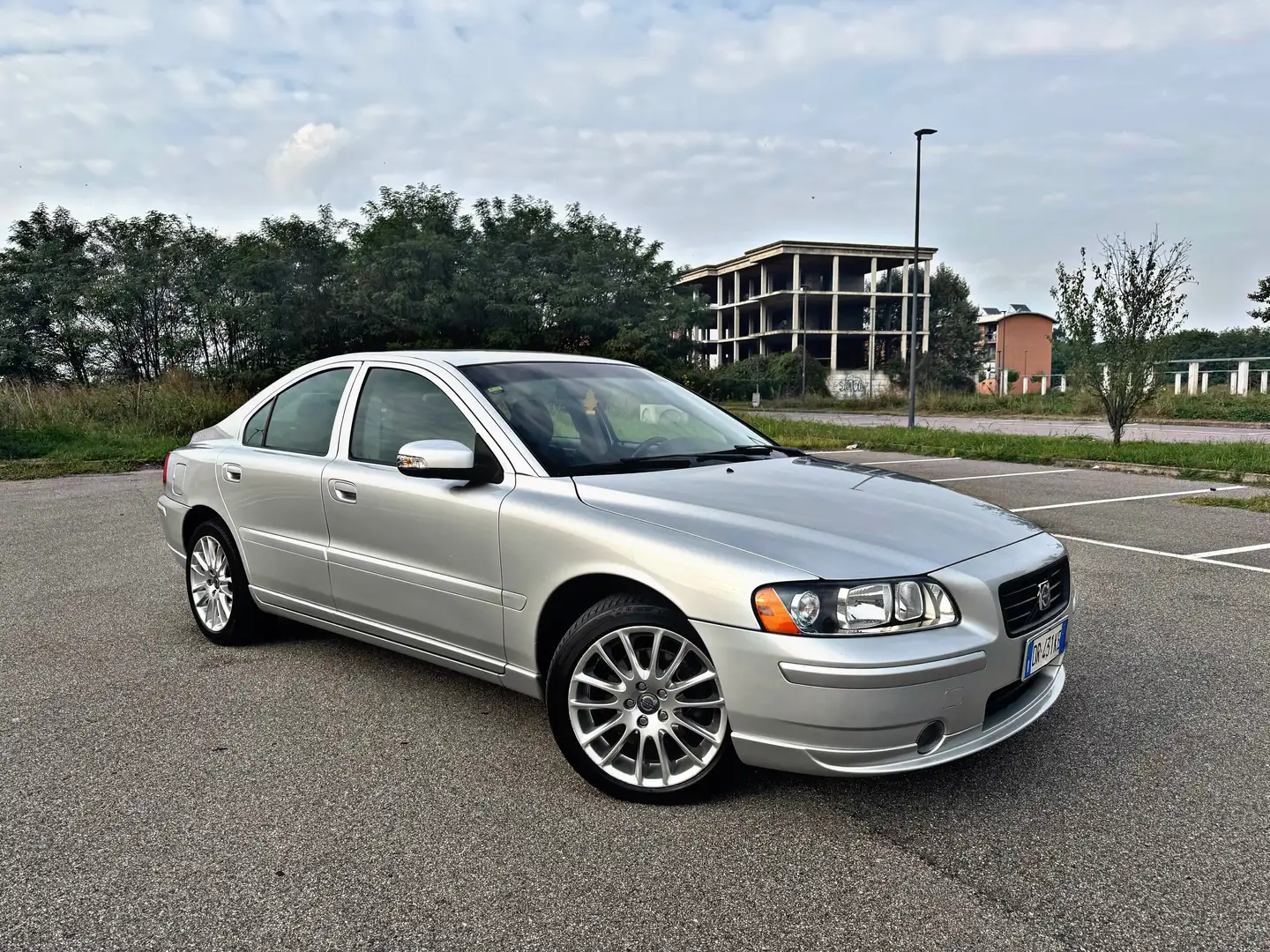 Volvo S60 S60 2.4d Kinetic 163cv Argento - 1