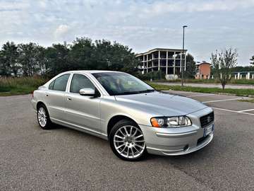 S60 2.4d Kinetic 163cv