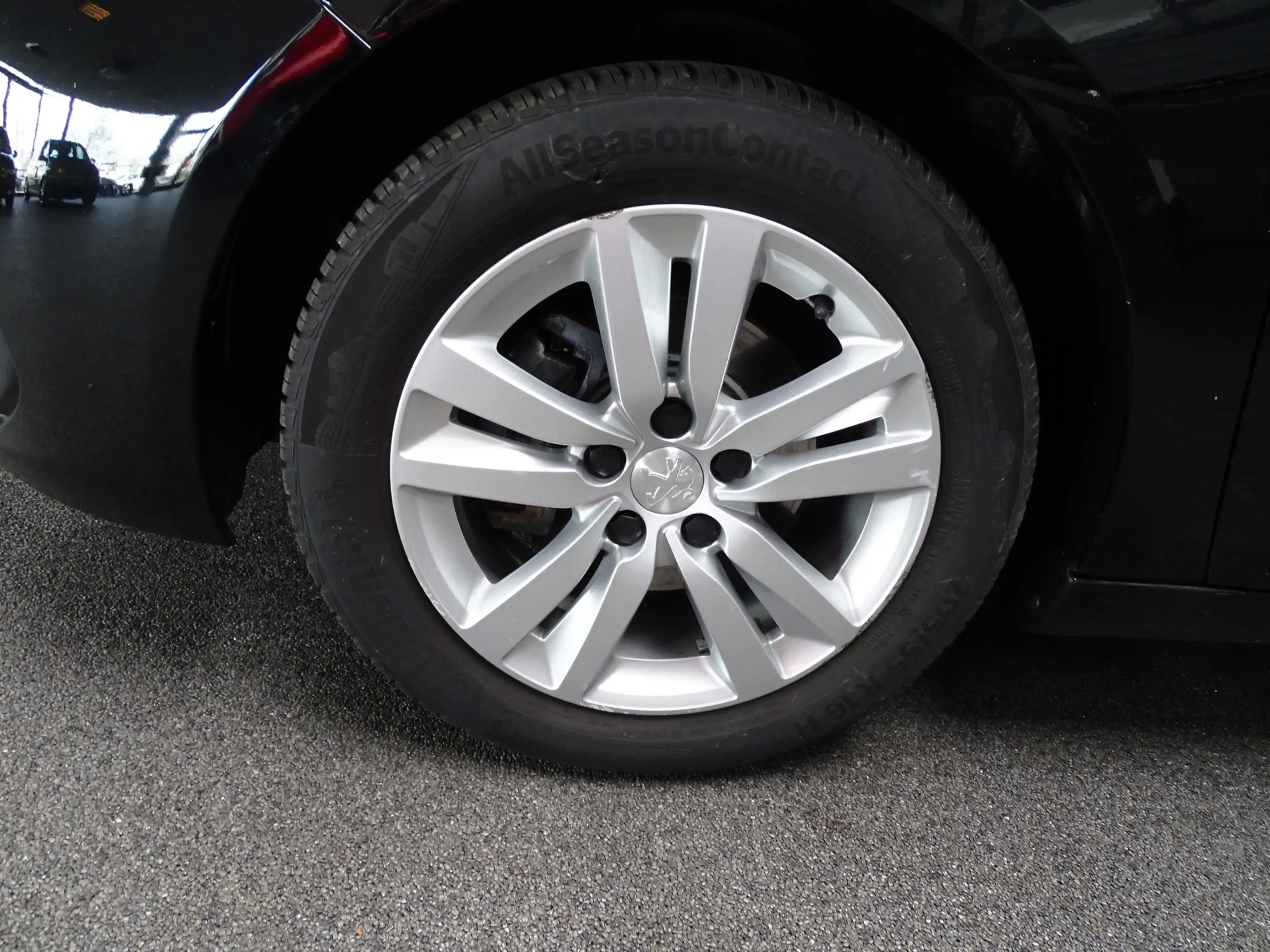 Peugeot 308 SW 1.2 PureTech Blue Active Navi, Carplay, Cruise, — photo 20
