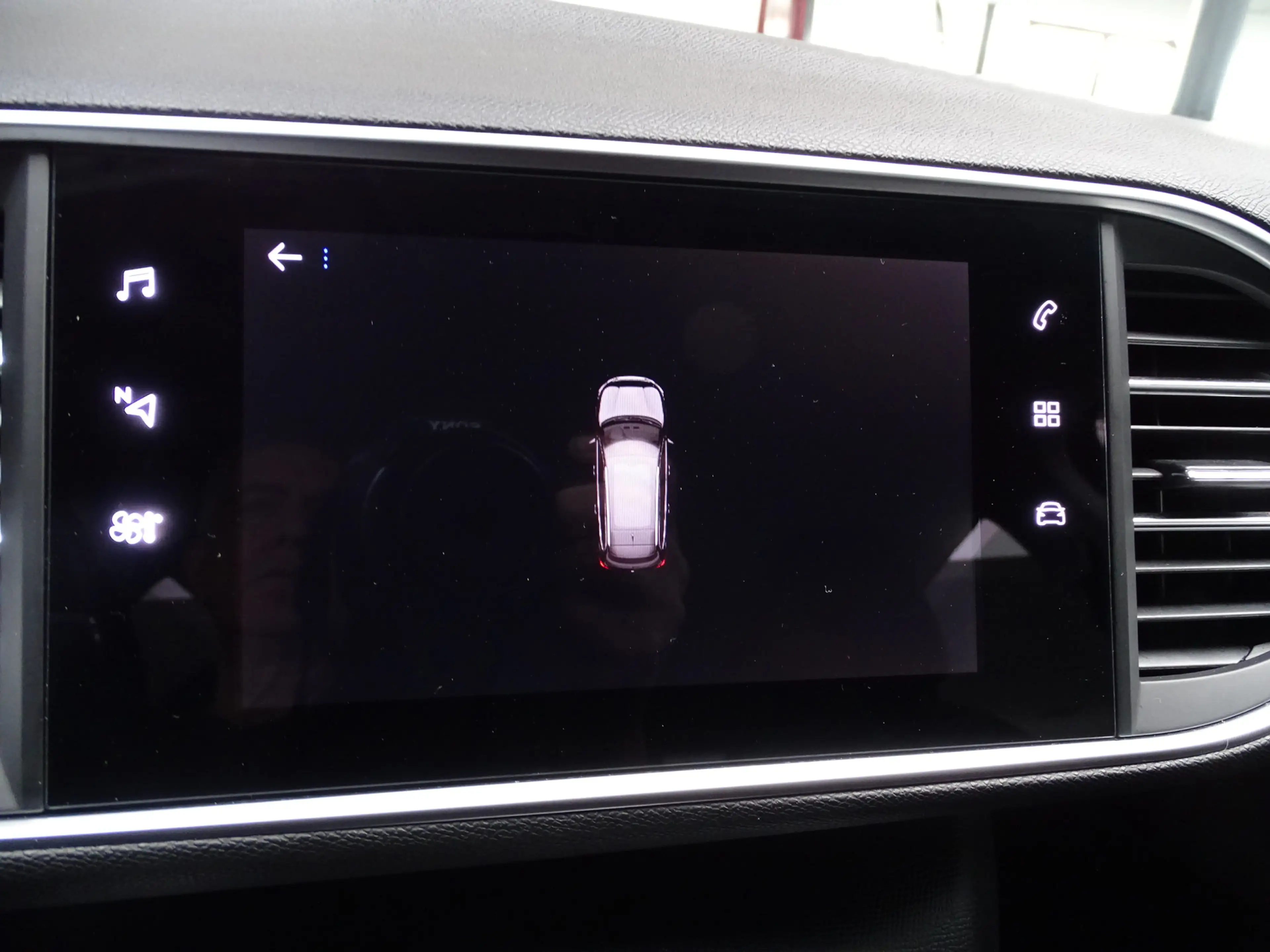 Peugeot 308 SW 1.2 PureTech Blue Active Navi, Carplay, Cruise, — photo 17