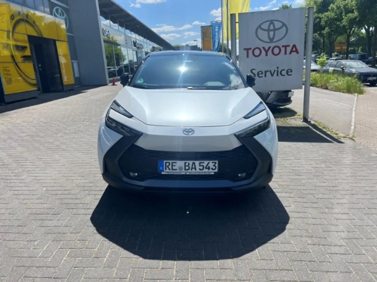 Toyota C-HR Hybrid FWD Team Deutschland 1.8 Navi PDC vorn und Biały - 2