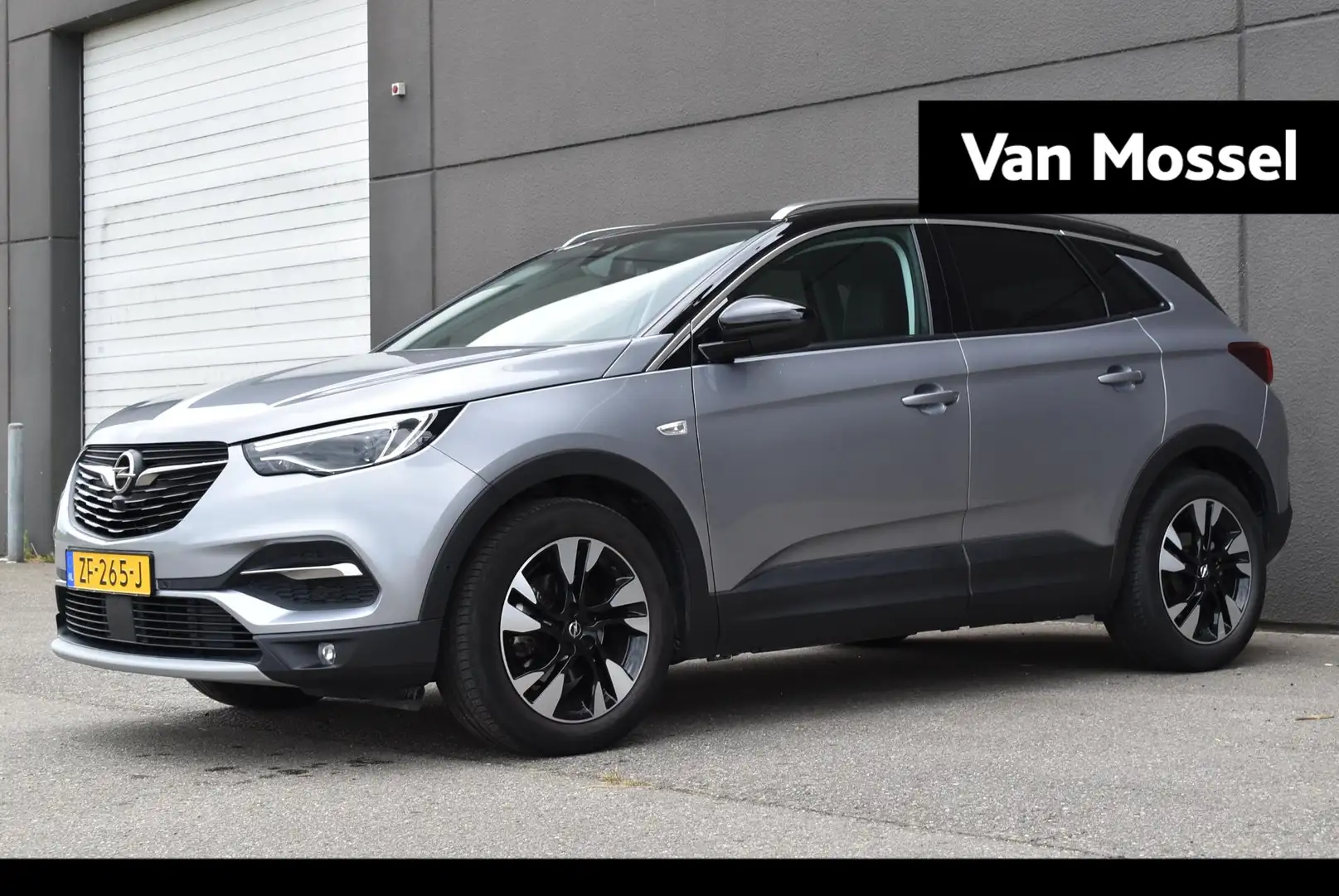 Opel Grandland X 1.2 Turbo Ultimate | Climate | Cruise | Trekhaak | Grijs - 1