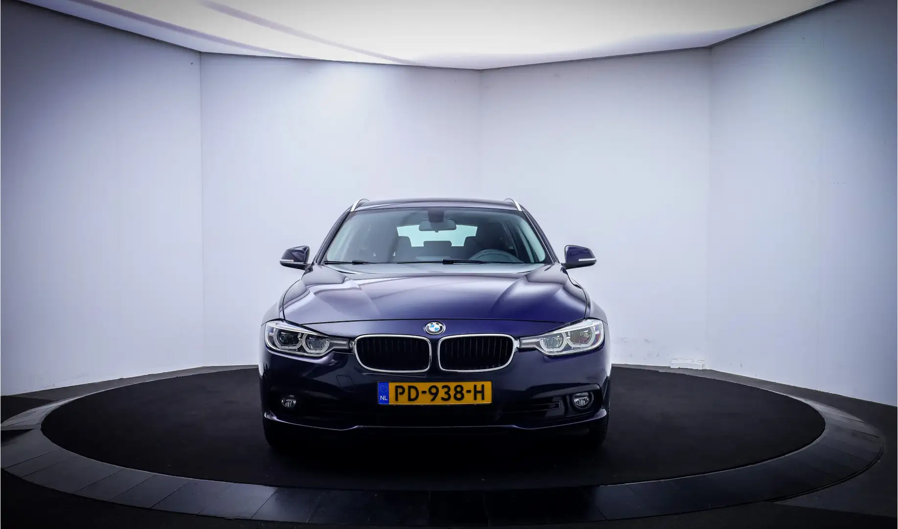 BMW 318 3-serie Touring 318i Aut. Executive NAVI | CLIMA | Azul - 2