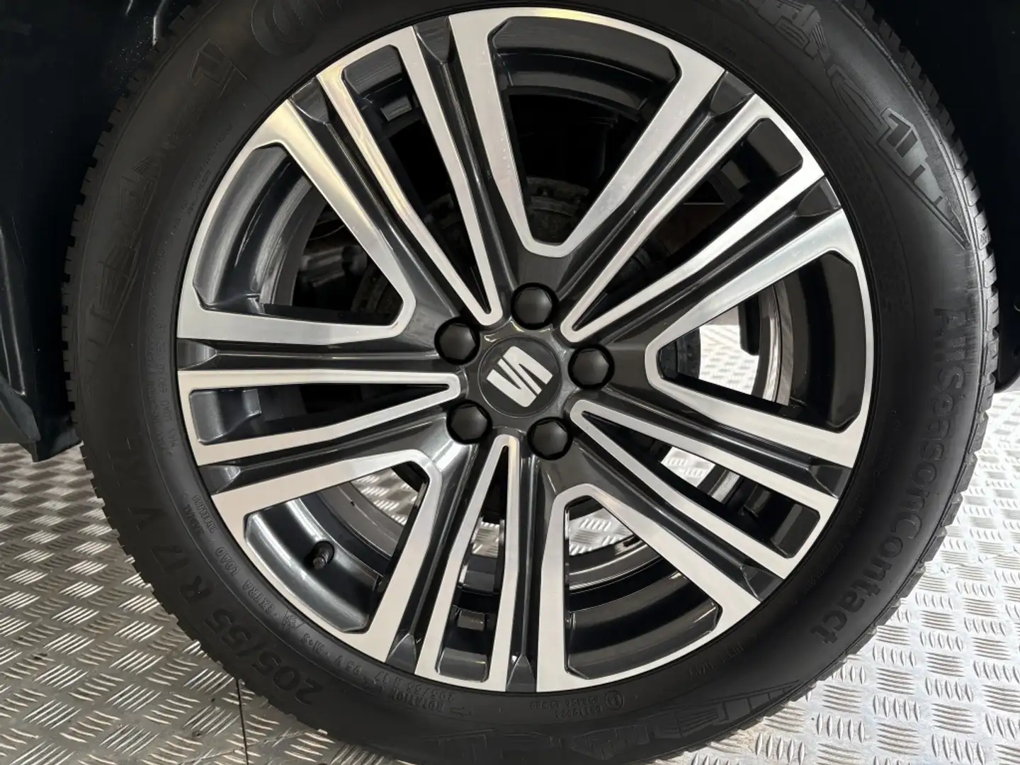 SEAT Arona 1.0 TSI Style Apple / Android Noir - 2