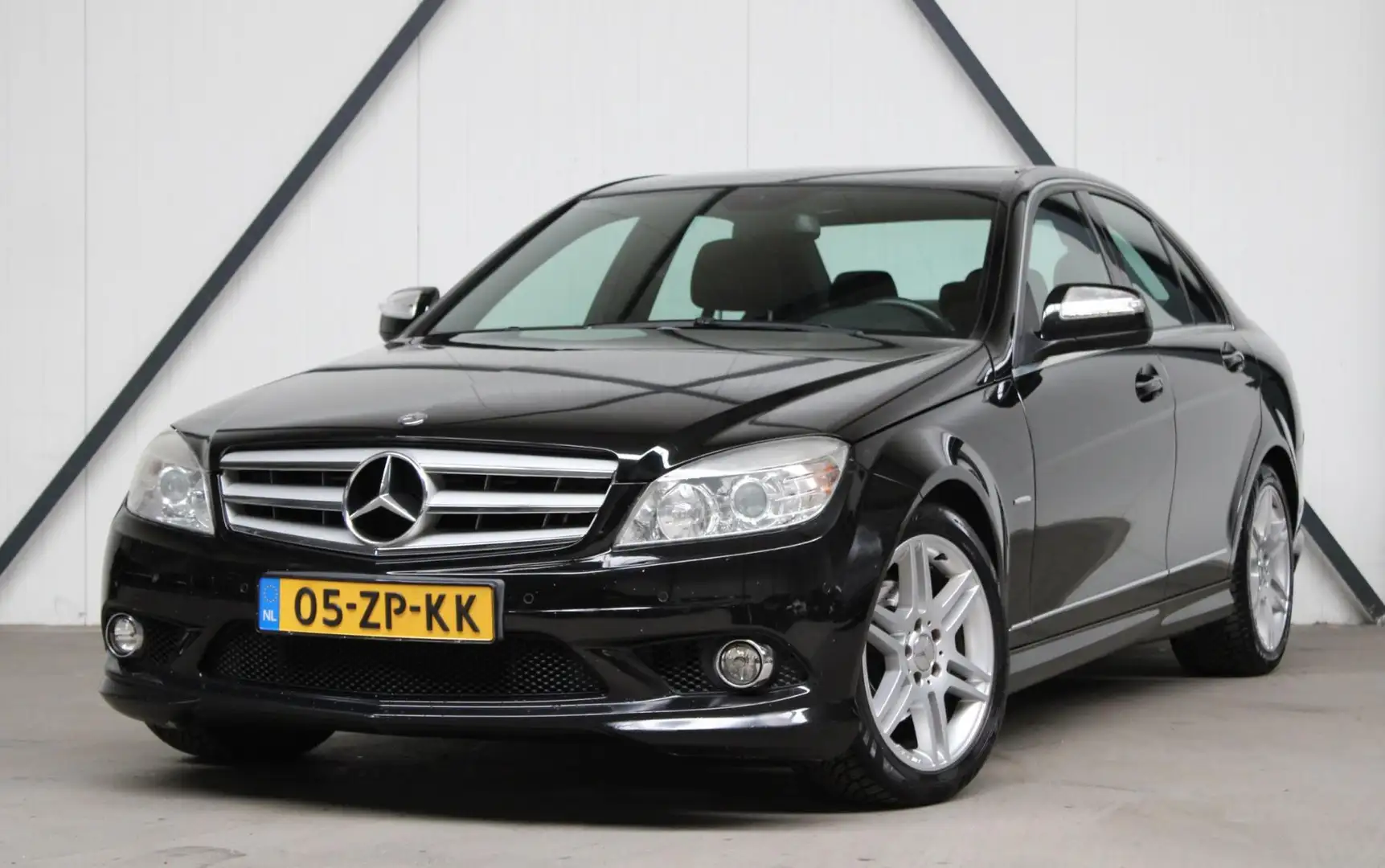 Mercedes-Benz C 230 Avantgarde l AMG-Pakket l V6 l Groot Navi Negro - 1