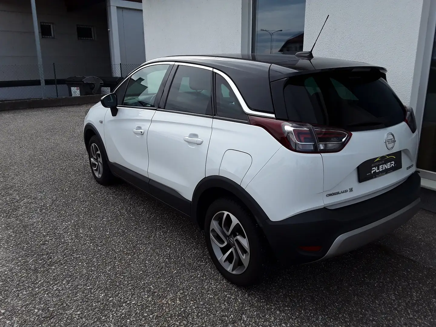 Opel Crossland X Innovation Weiß - 2