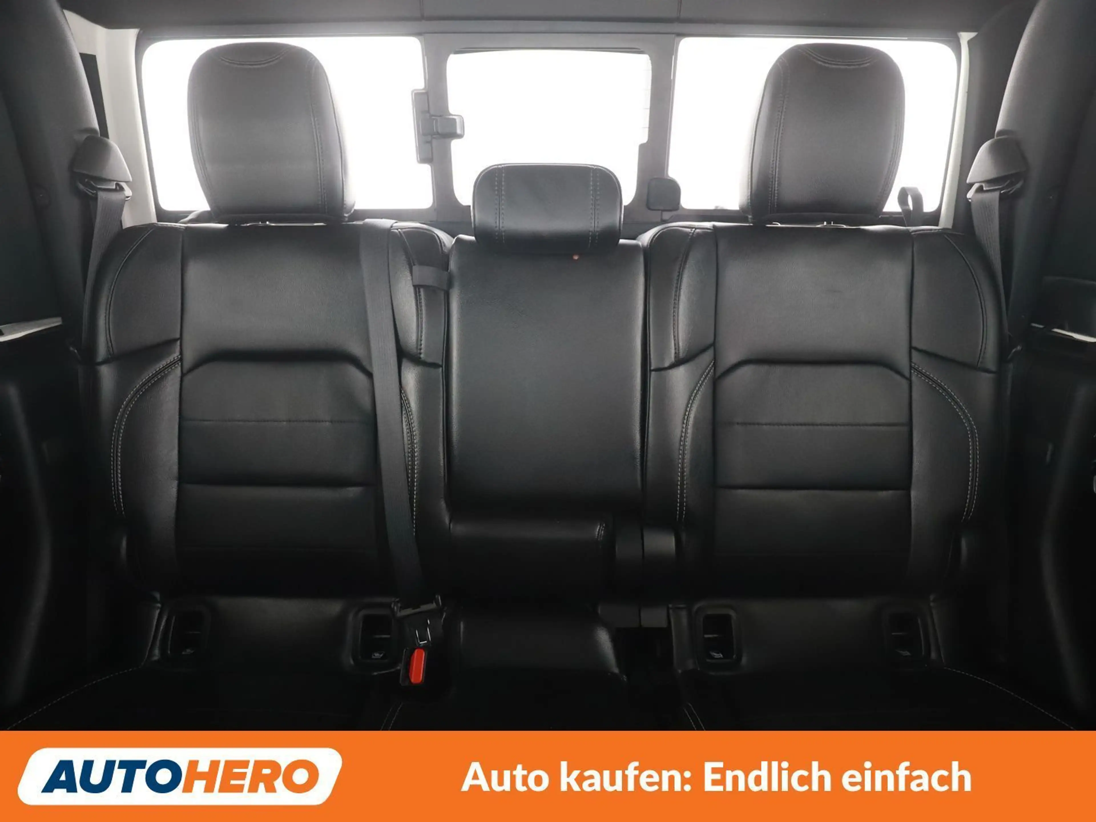 Jeep Gladiator 3.0 CRD Overland 4WD — photo 15