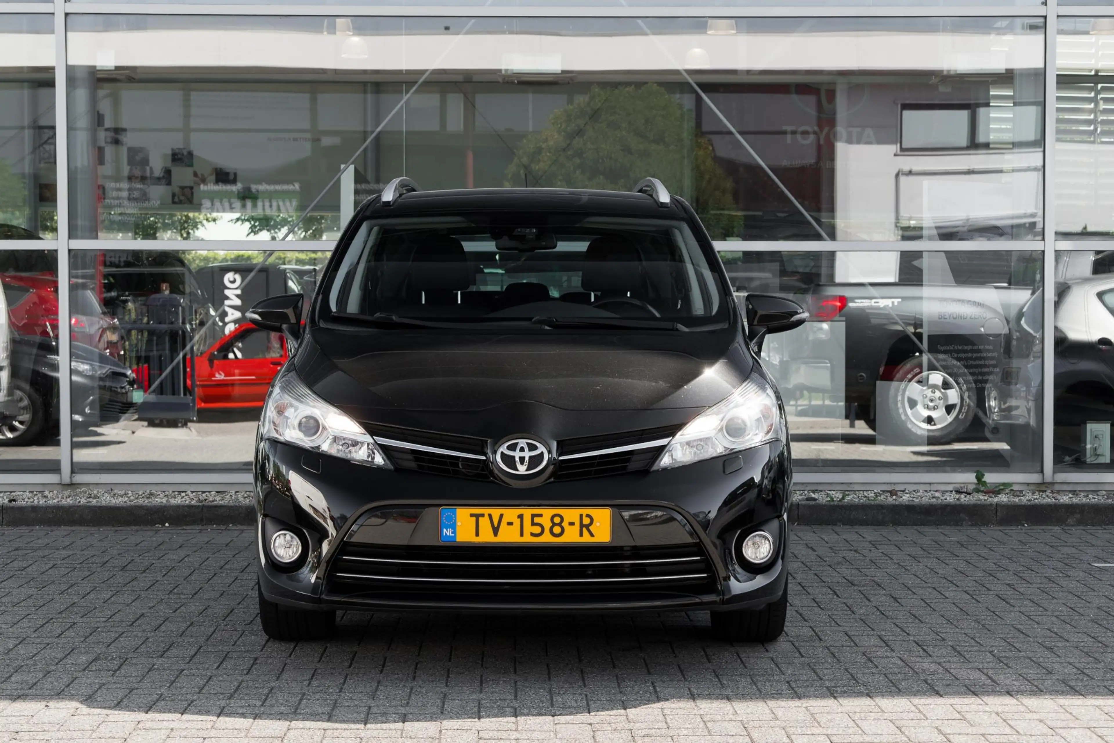 Toyota Verso 1.8 VVT-i Aspiration 7p. — photo 13