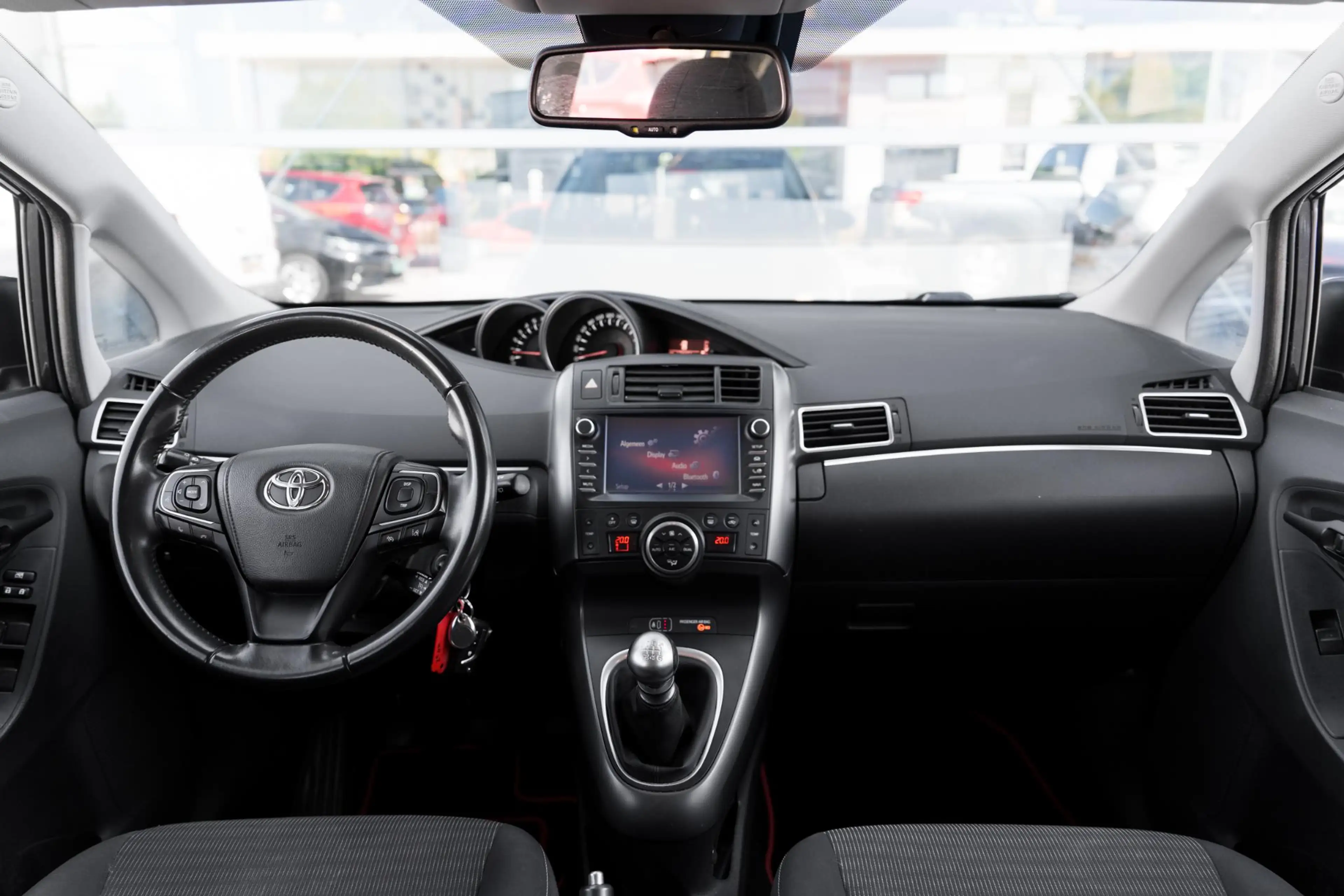 Toyota Verso 1.8 VVT-i Aspiration 7p. — photo 4
