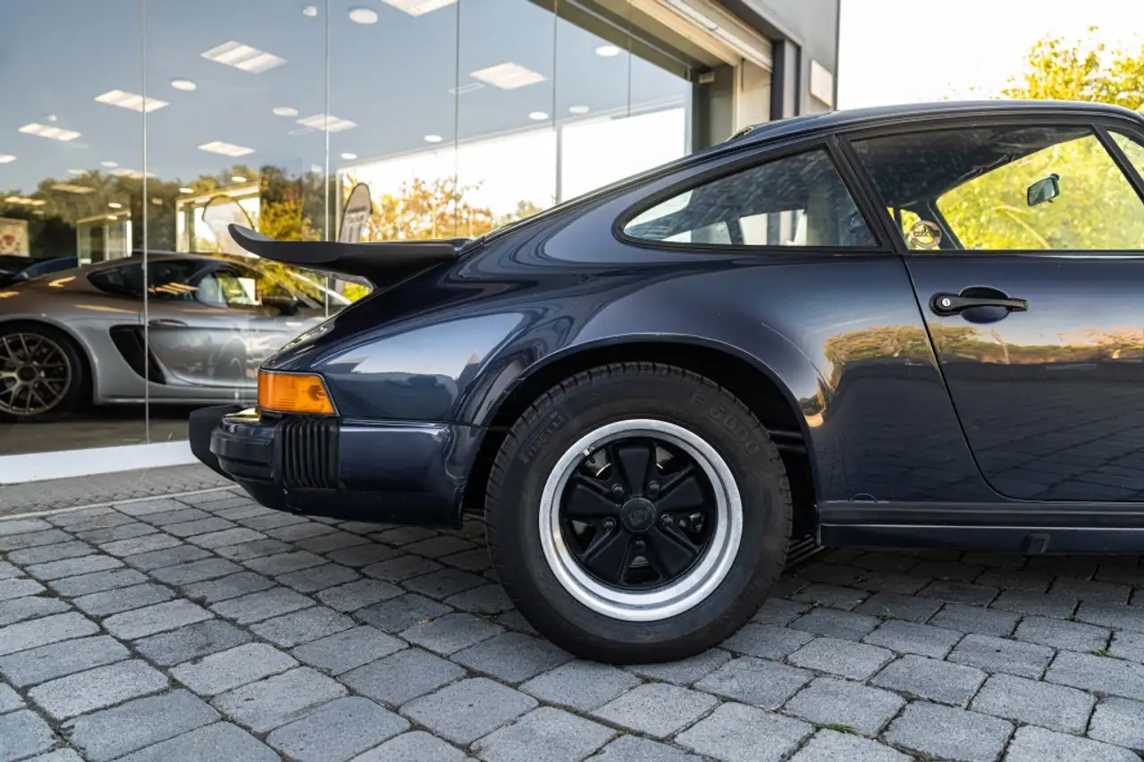Porsche 911 3.2 Carrera Coupé, foto 4