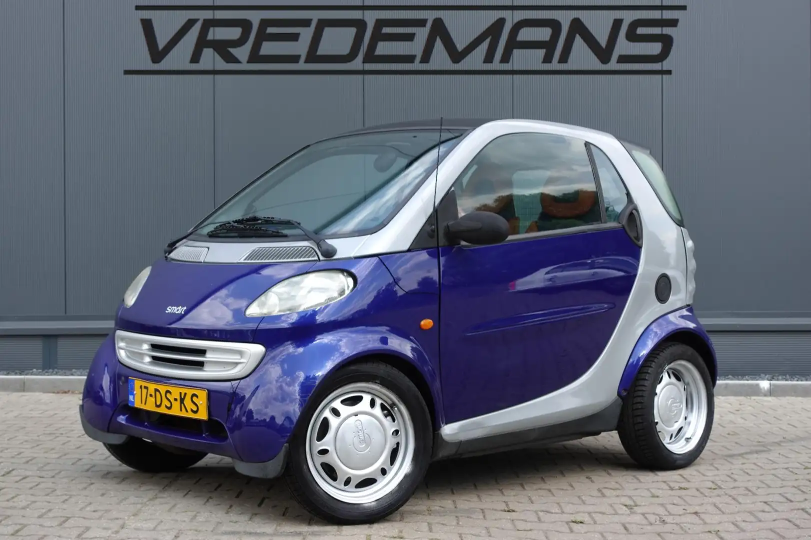 smart city-coupé/city-cabrio Smart & passion Grey - 1