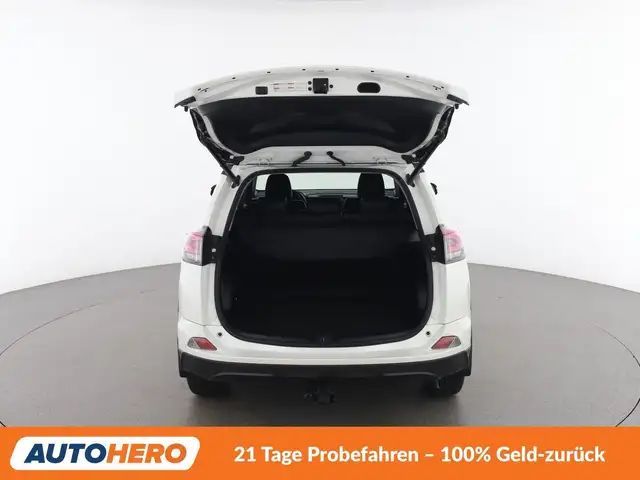 Toyota Rav4 view 16