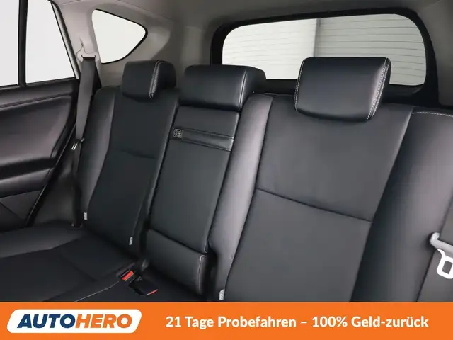 Toyota Rav4 view 14