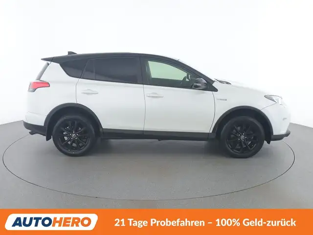 Toyota Rav4 view 7