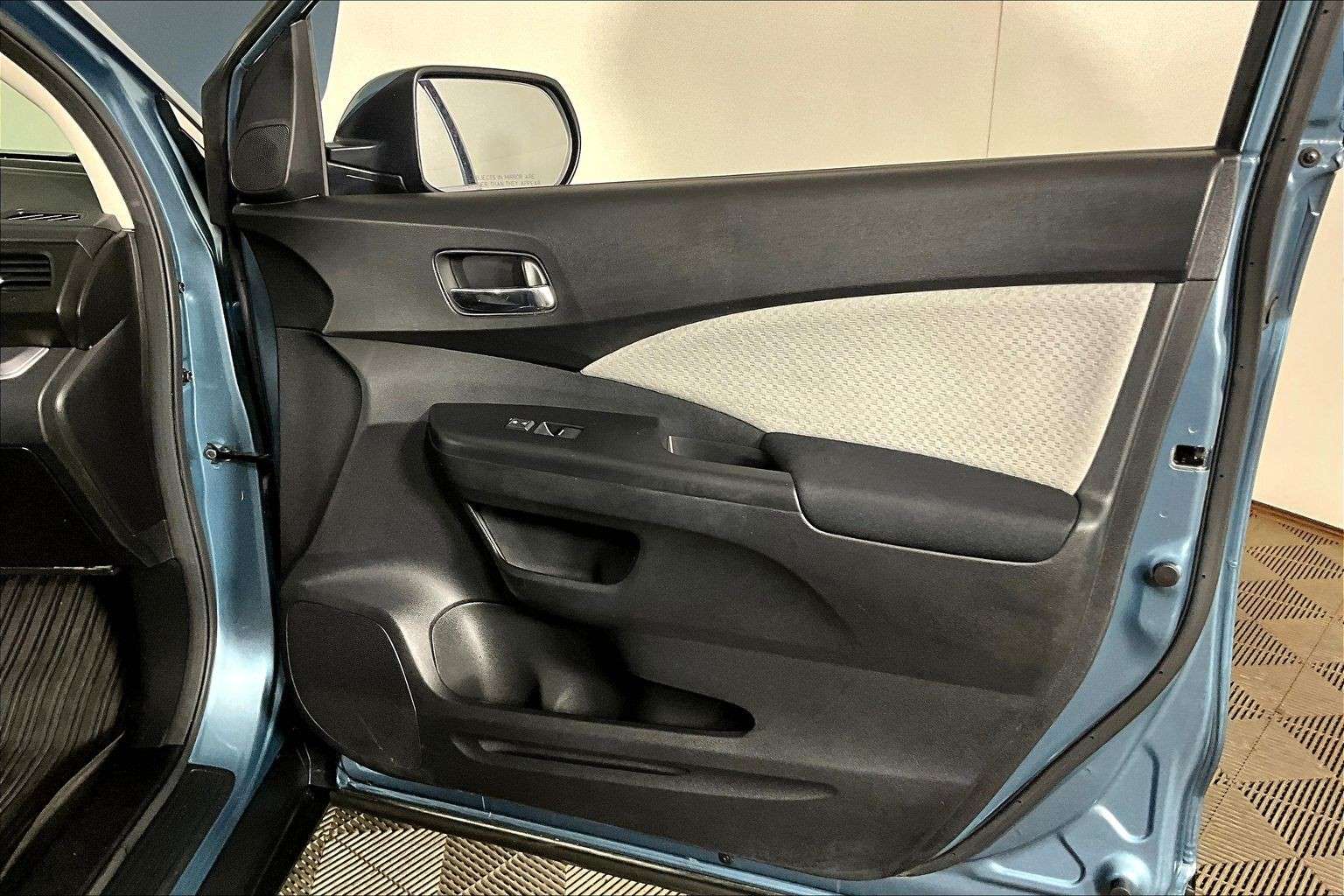 used 2015 Honda CR-V car, priced at $14,998