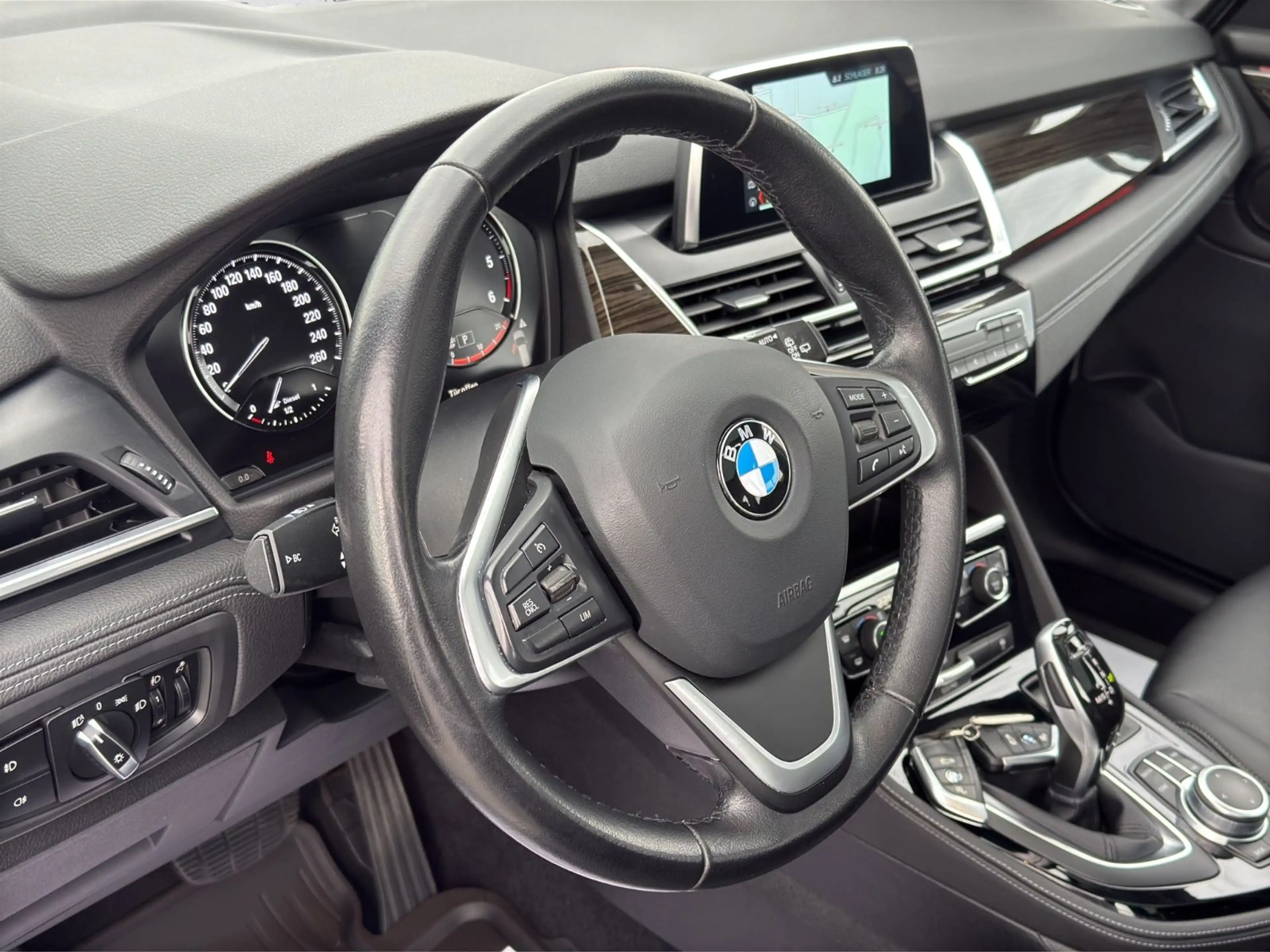BMW 220 220 d xDrive GT Luxury Line LED Leder Pano. — photo 6