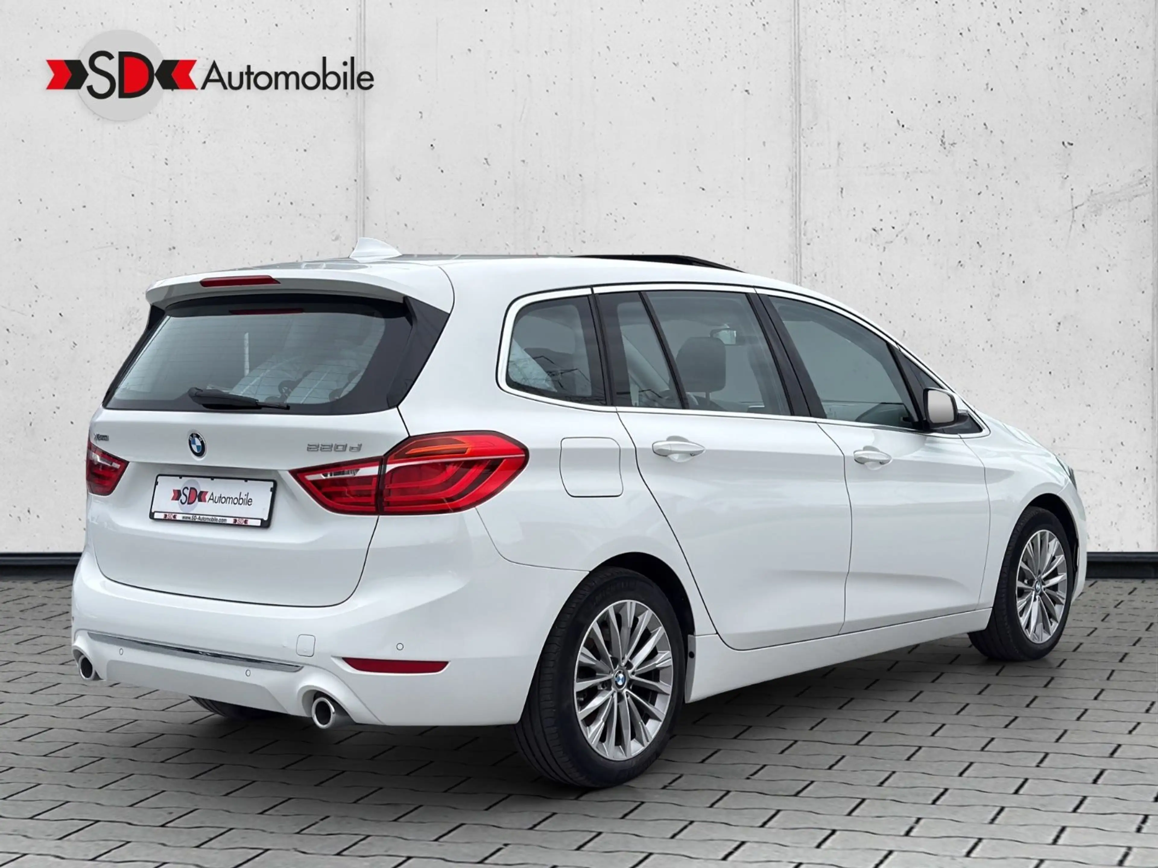 BMW 220 220 d xDrive GT Luxury Line LED Leder Pano. — photo 3