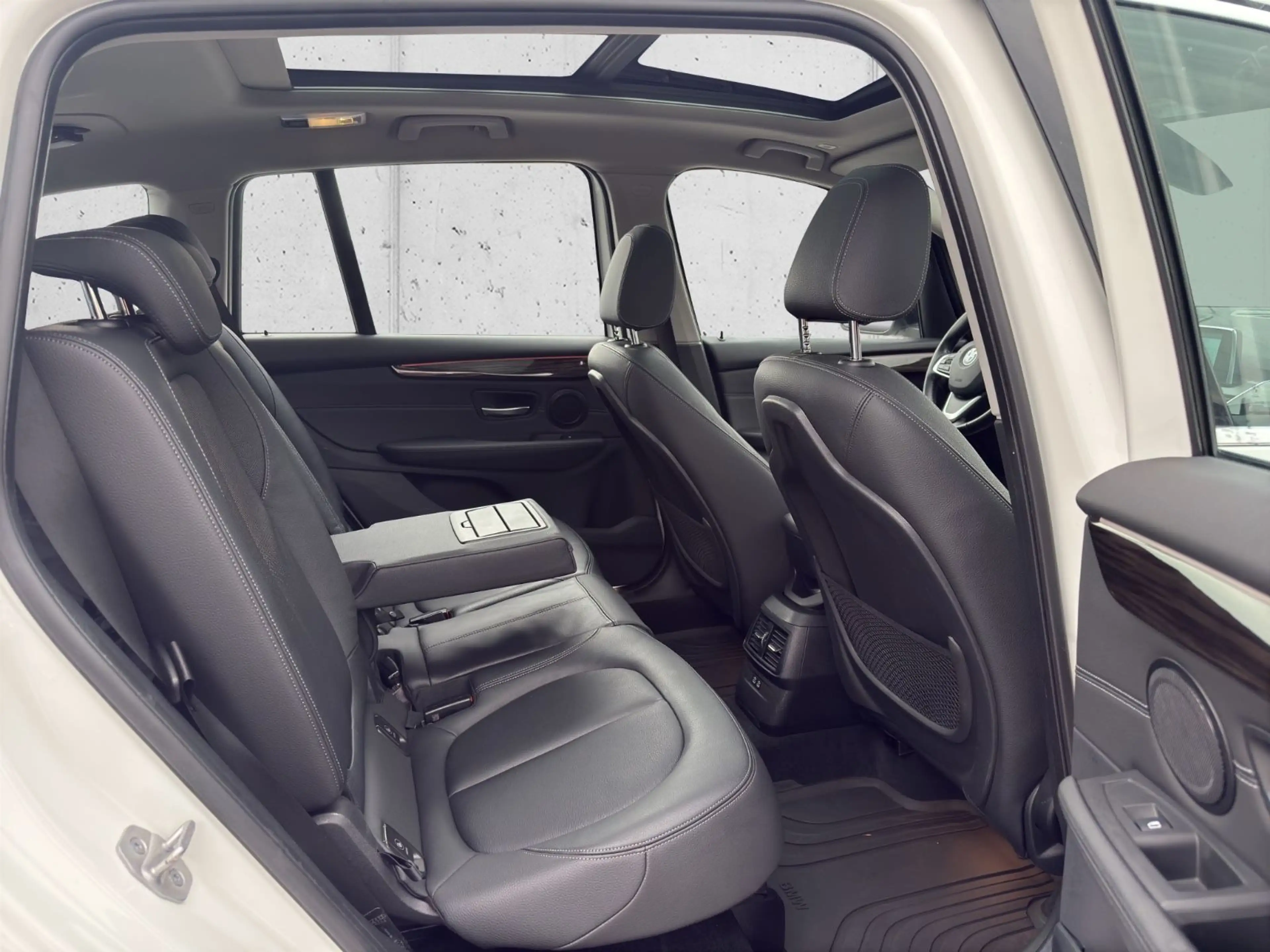 BMW 220 220 d xDrive GT Luxury Line LED Leder Pano. — photo 10