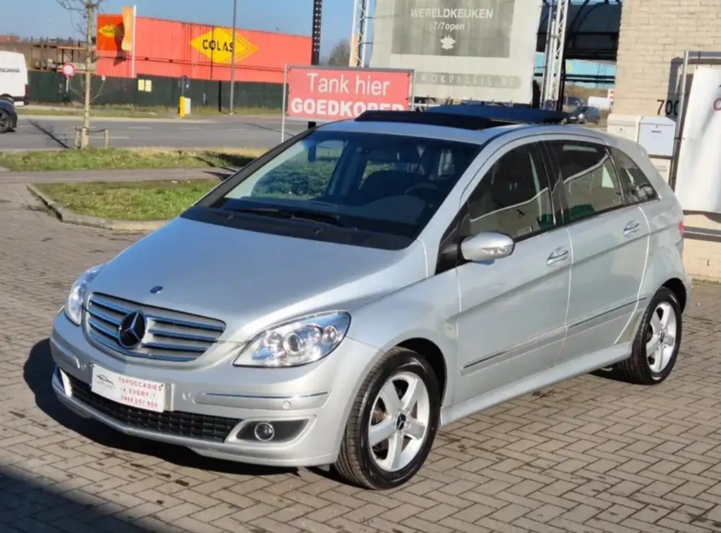 Mercedes-Benz B 150 - 1