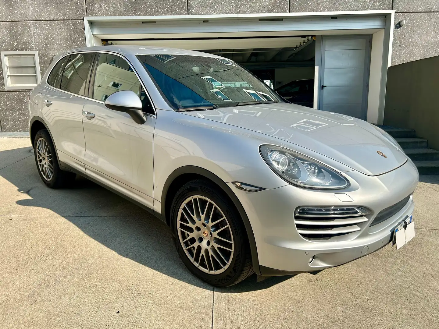 Porsche Cayenne Cayenne II 2010 3.0 V6 tdi 245cv tiptronic Silber - 1