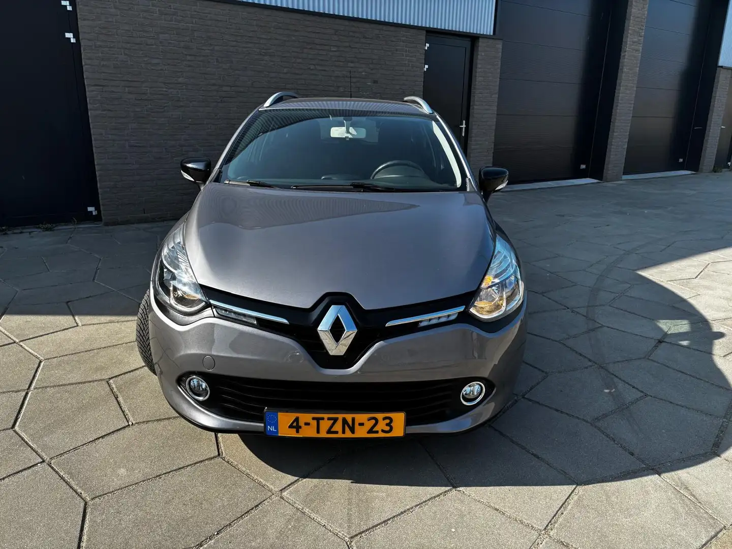 Renault Clio Estate 0.9 TCe Expression|nwe motor 39.dkm|nw kopp Grau - 2
