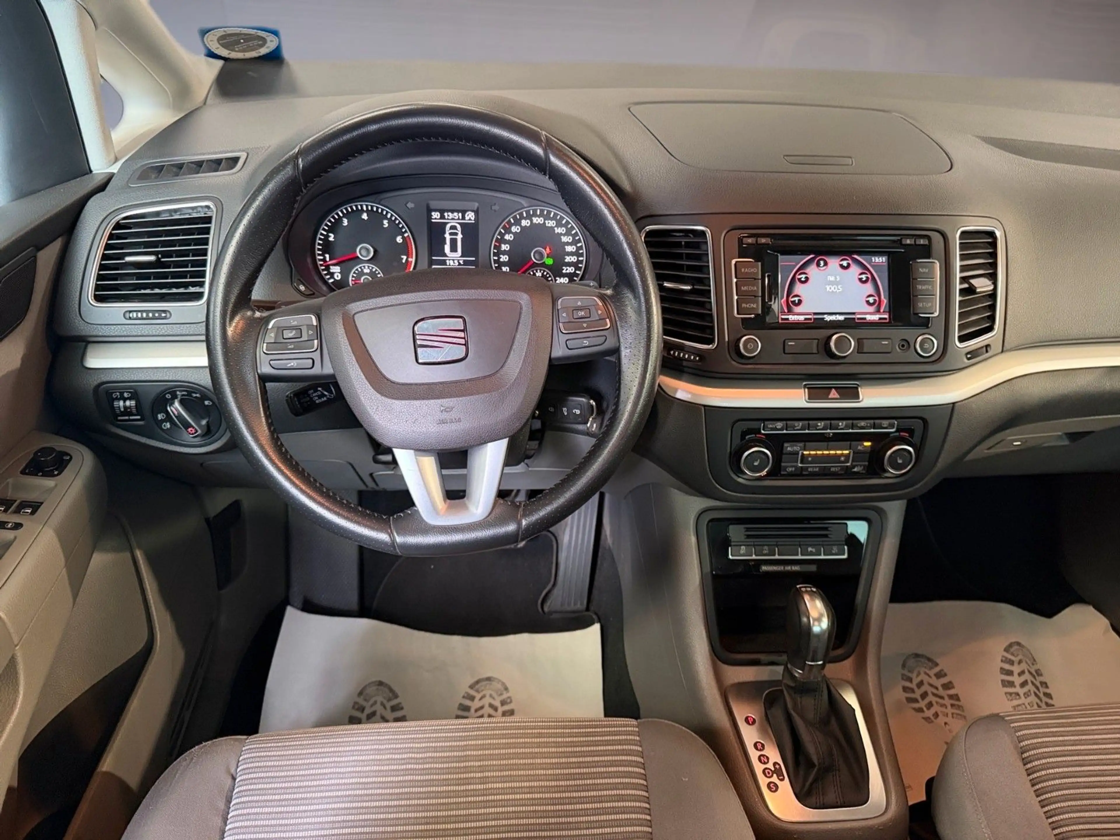 SEAT Alhambra 1.4 TSI Automatik Style AHK — photo 15