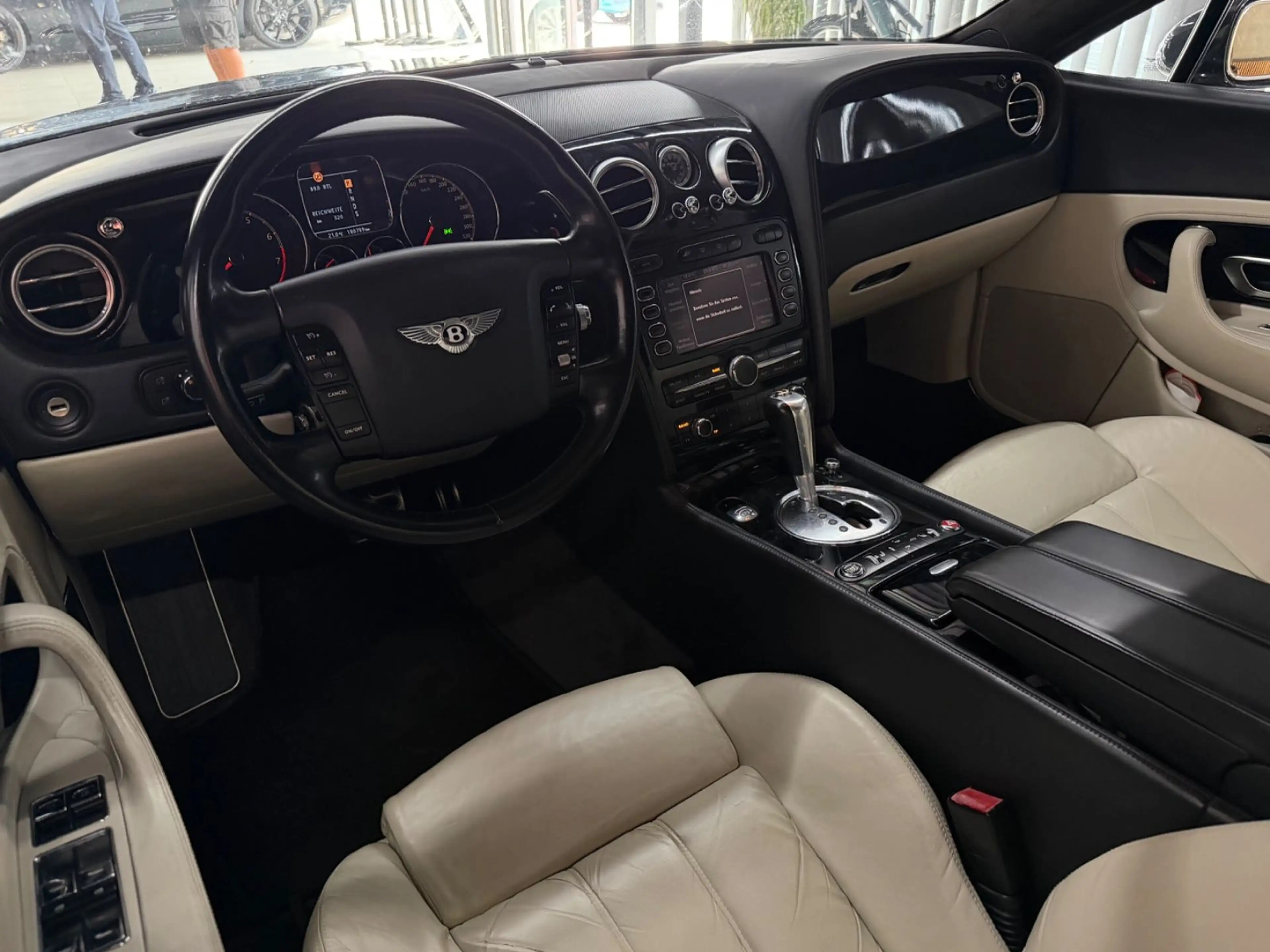 Bentley Continental GT 6,0L W12*LUFT*MEMORY* SOFTCLOSE* — photo 10