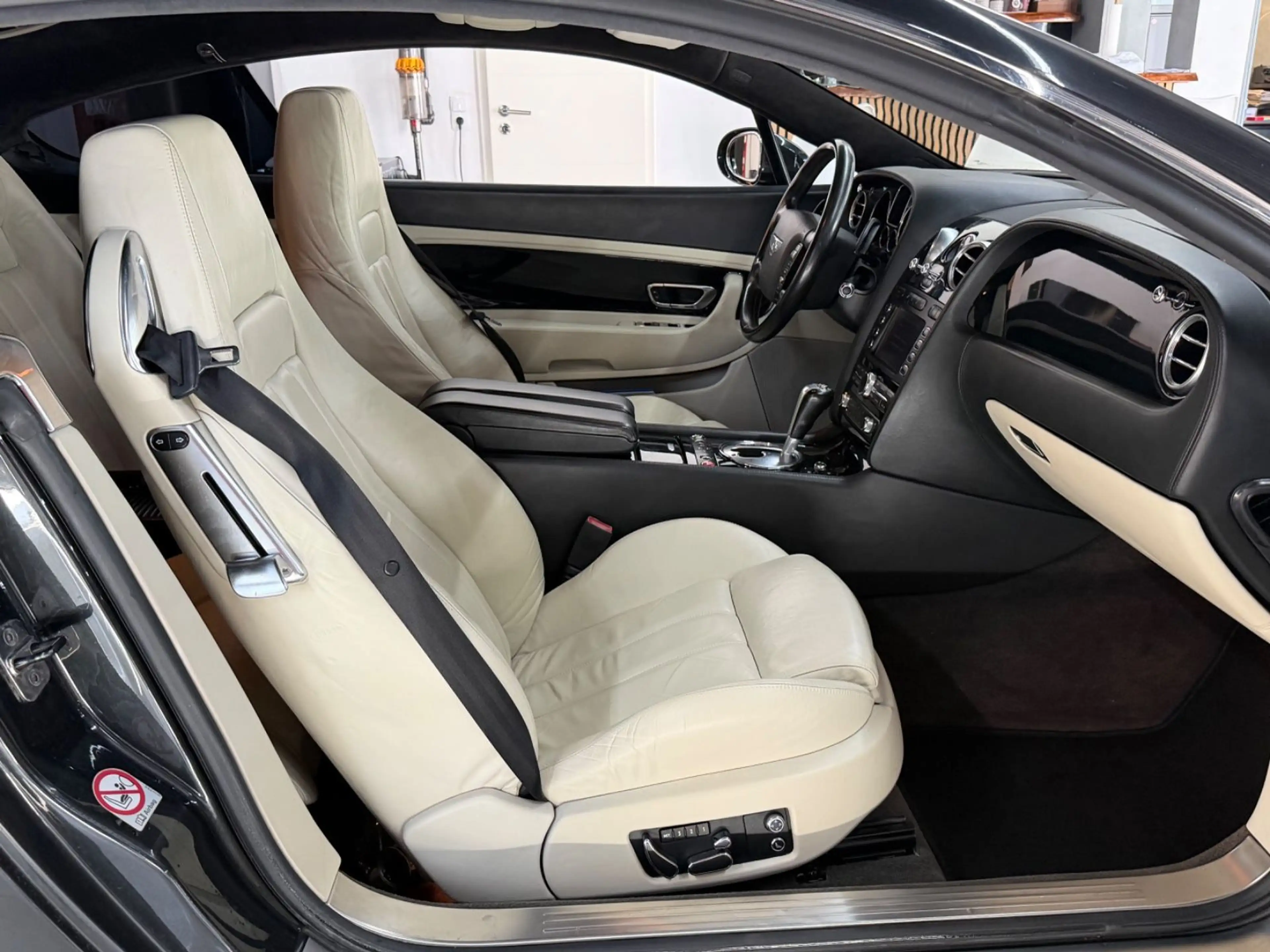 Bentley Continental GT 6,0L W12*LUFT*MEMORY* SOFTCLOSE* — photo 13