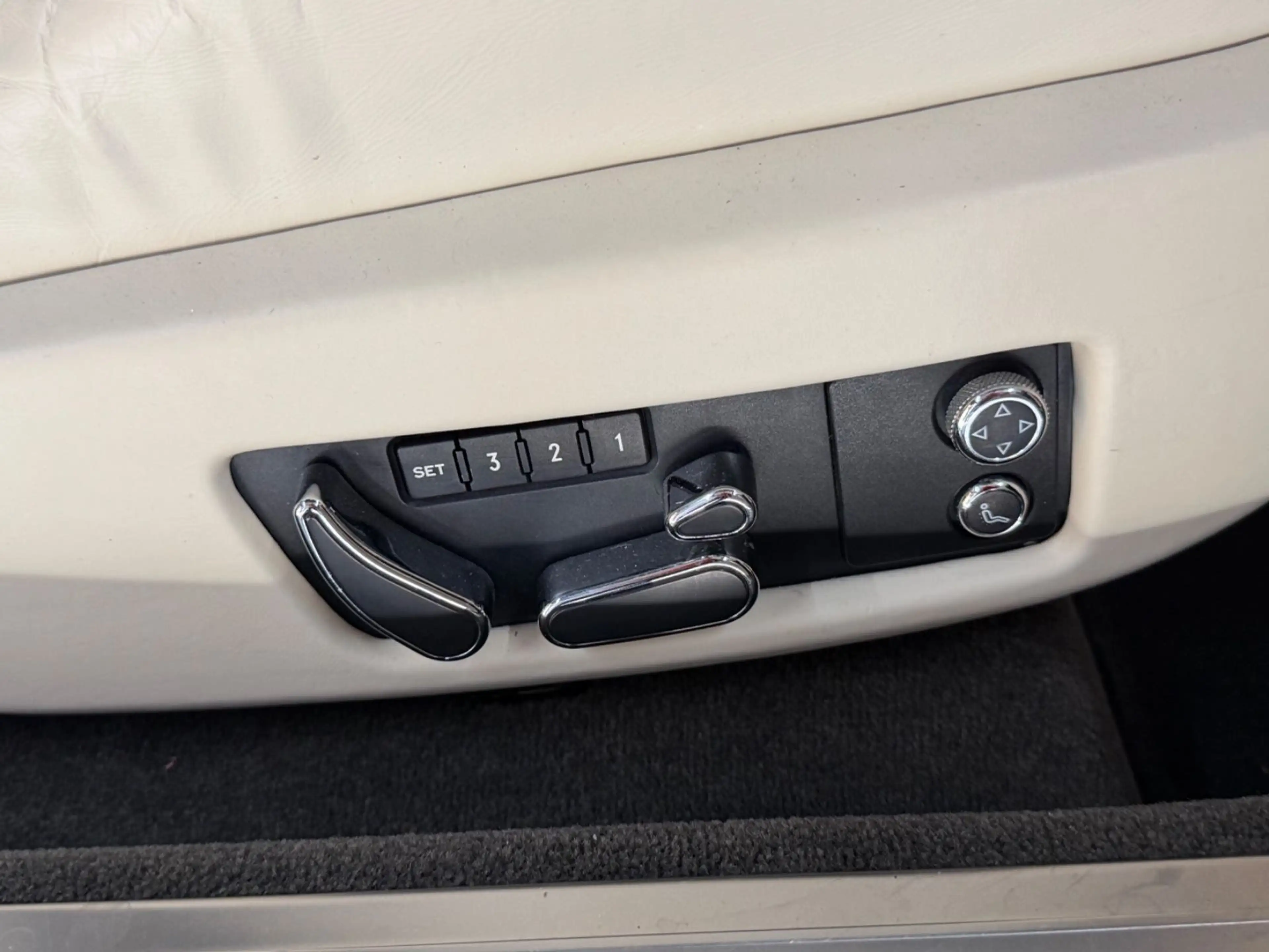 Bentley Continental GT 6,0L W12*LUFT*MEMORY* SOFTCLOSE* — photo 15