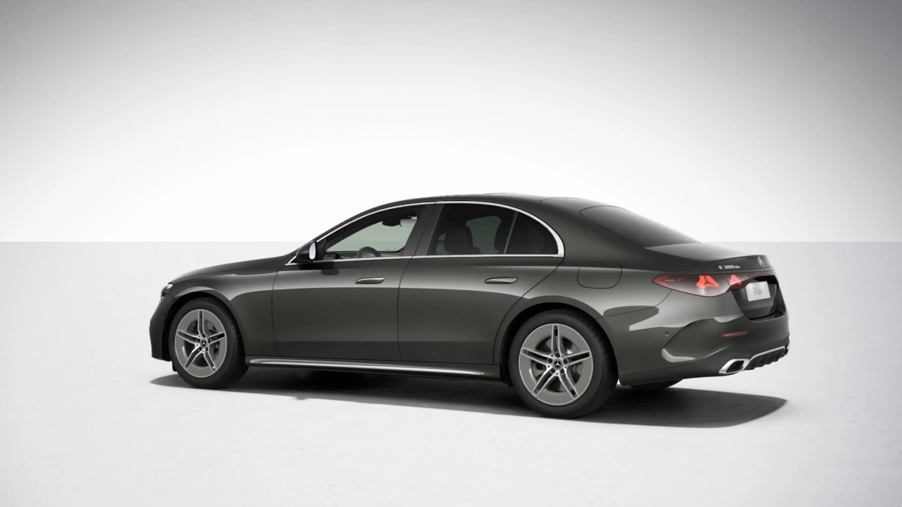 Mercedes-Benz E 300 E 300 de AMG Line Head-up Pano DIGITAL LIGHT 360 — photo 6