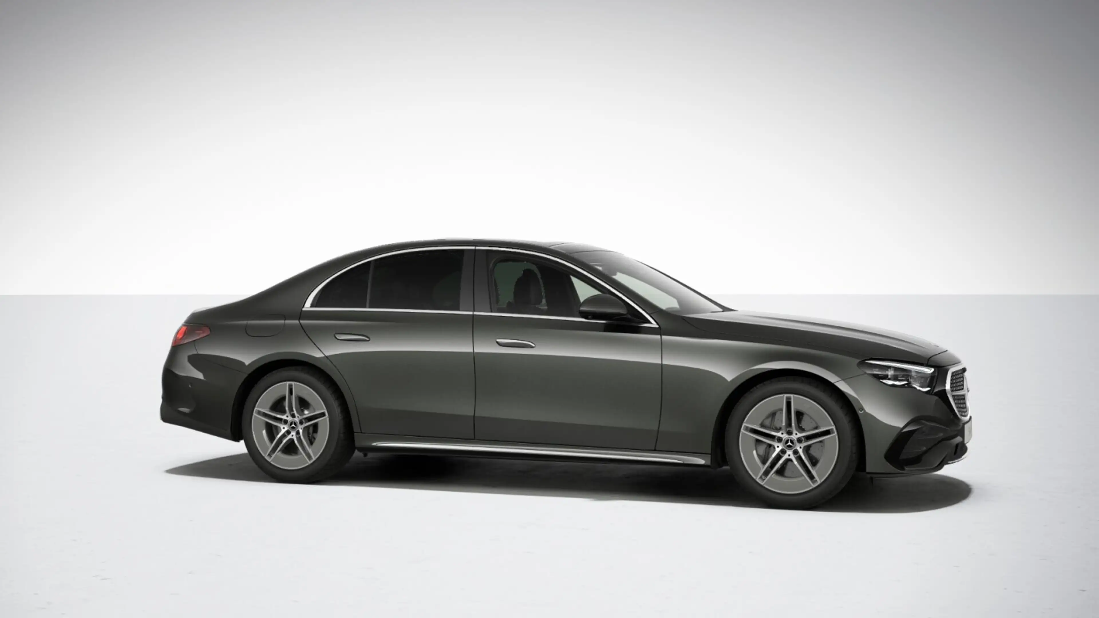 Mercedes-Benz E 300 E 300 de AMG Line Head-up Pano DIGITAL LIGHT 360 — photo 4