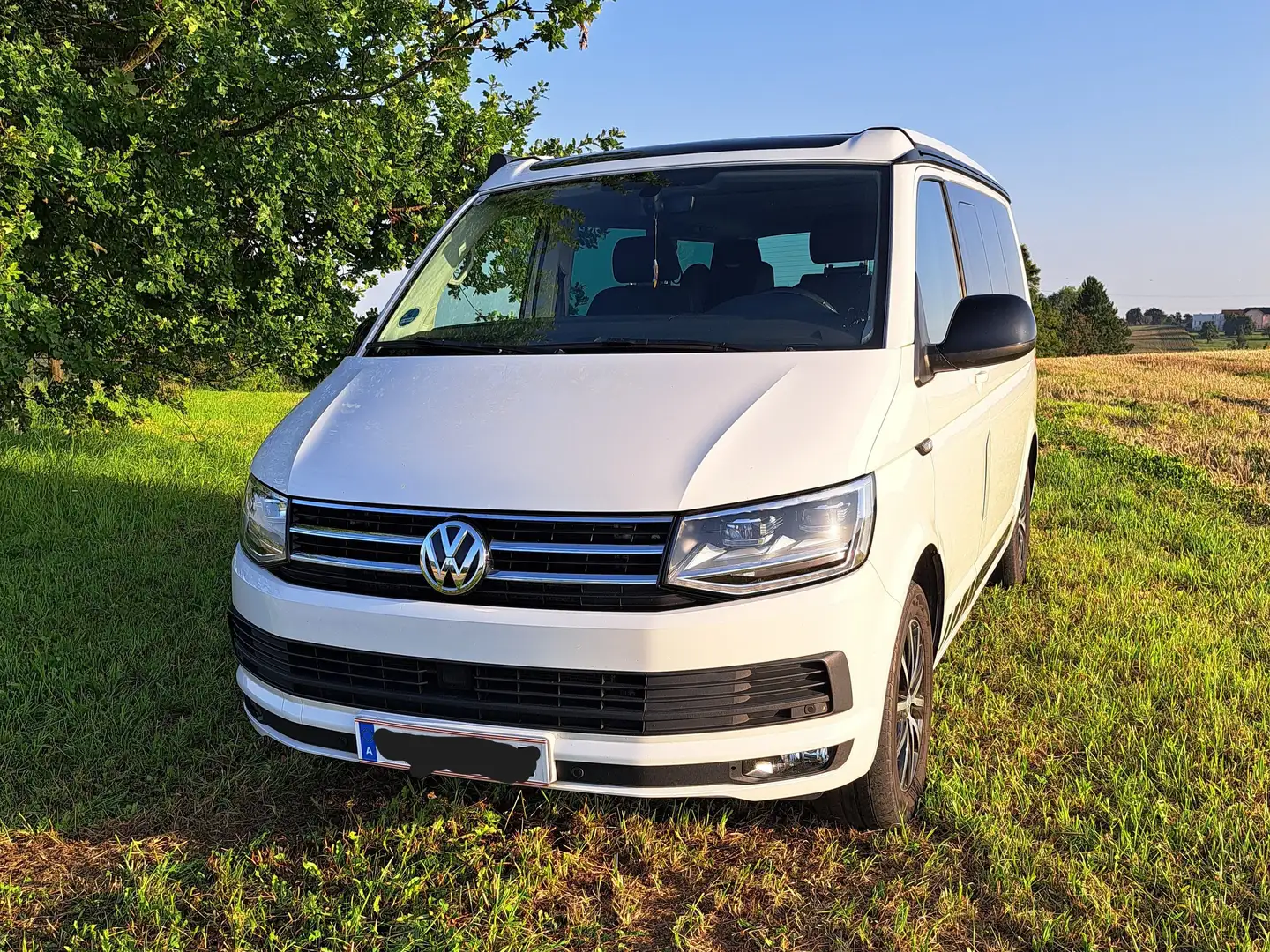 Volkswagen T6 California California Beach 2,0 TDI BMT DSG Beach Weiß - 1