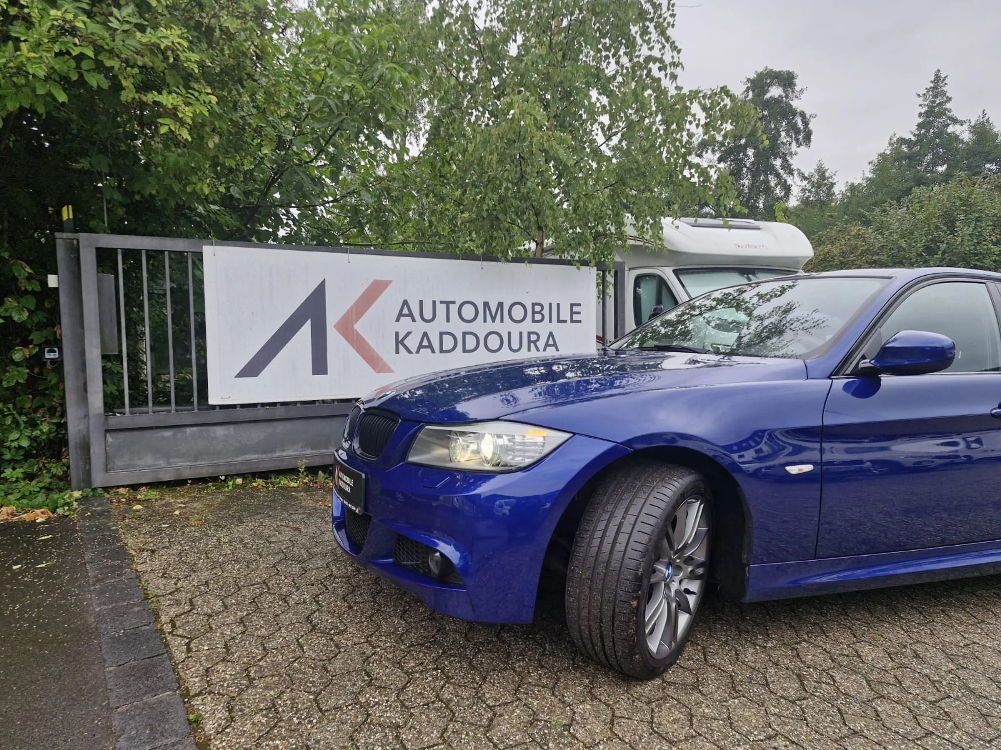 BMW 325 i xDrive M-Sport Xenon AHK Sportsitze — photo 13