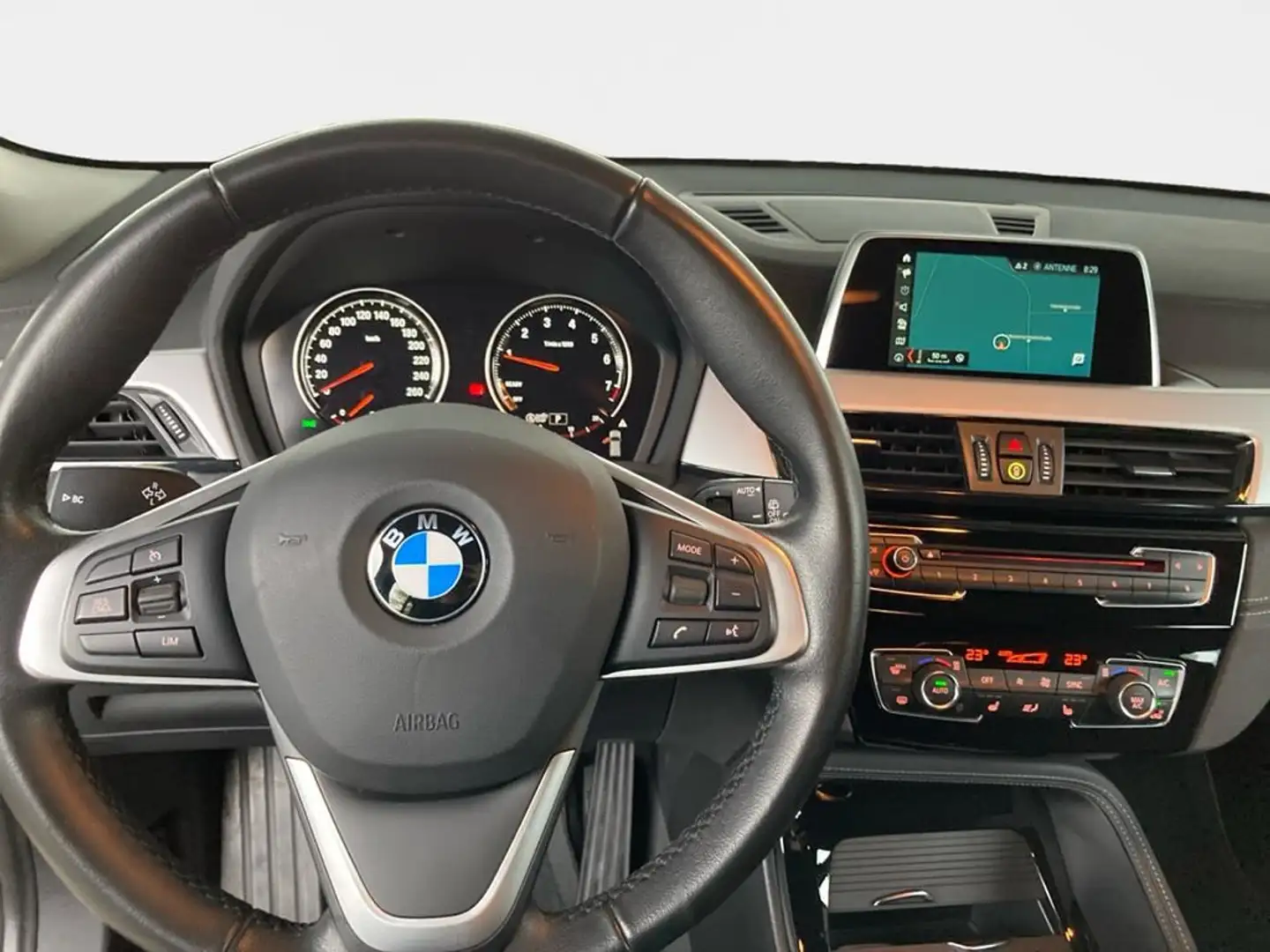 BMW X2 Advantage Weiß - 2