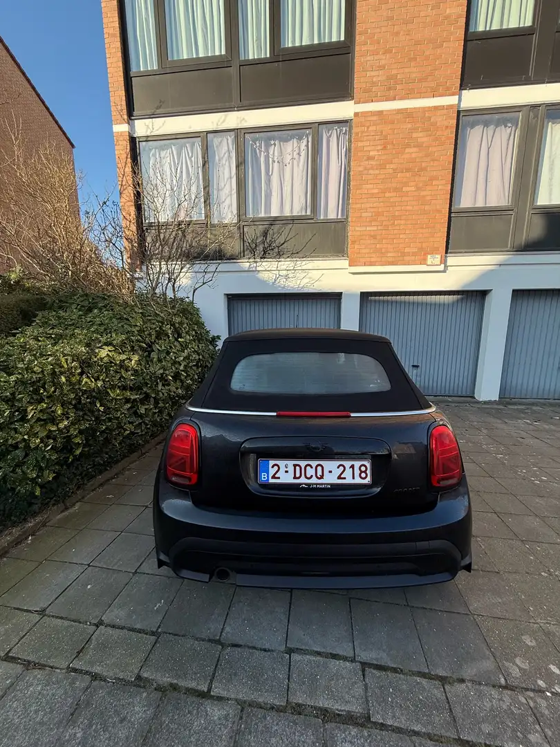 MINI Cooper Cabrio Aut. Yours Trim Zwart - 2