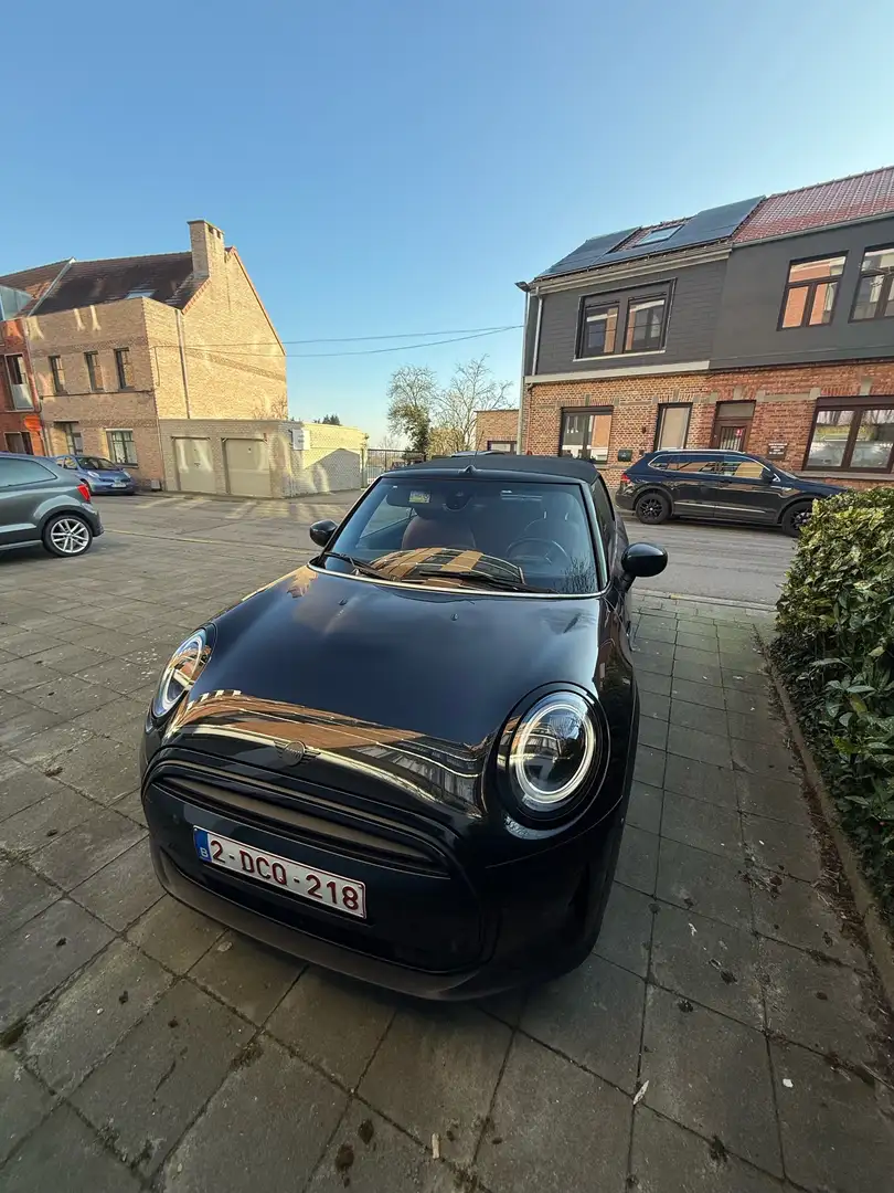 MINI Cooper Cabrio Aut. Yours Trim Zwart - 1