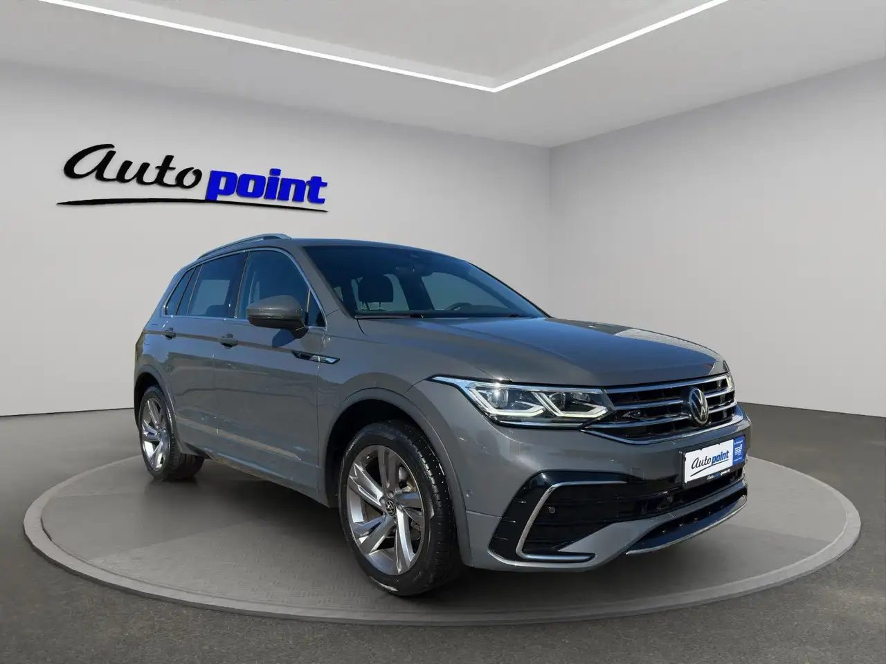 Volkswagen Tiguan 2.0 TDI R-Line 4M MATRIX VIRTUAL KEYLESS, миниатюра 3