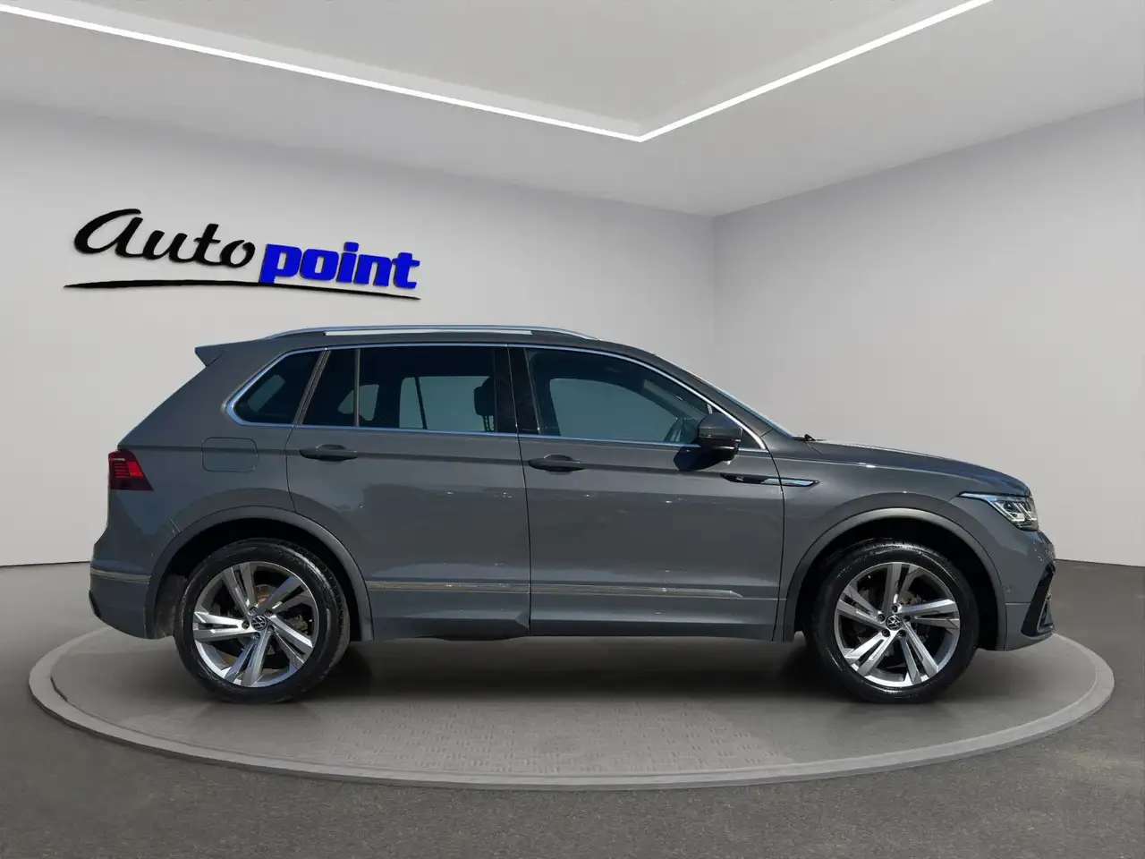 Volkswagen Tiguan 2.0 TDI R-Line 4M MATRIX VIRTUAL KEYLESS, миниатюра 4