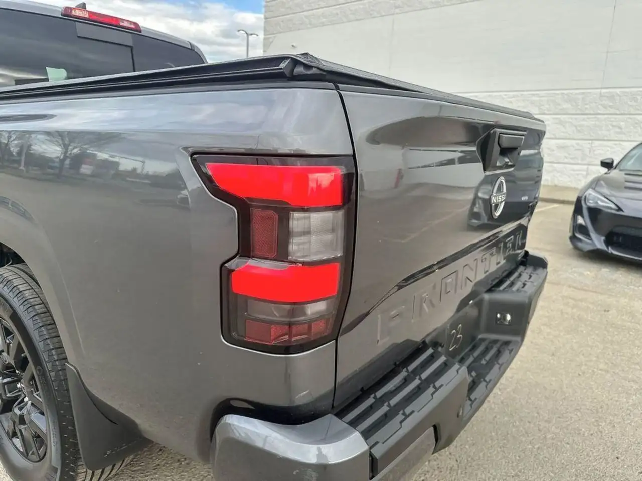 Nissan Frontier снимка Nissan Frontier