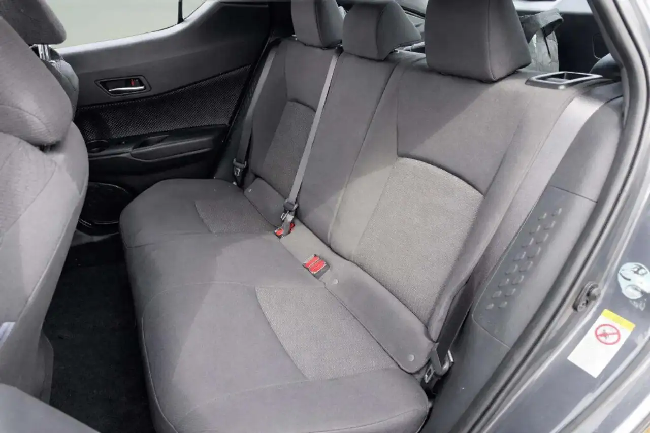 Toyota C-HR снимка Toyota C-HR