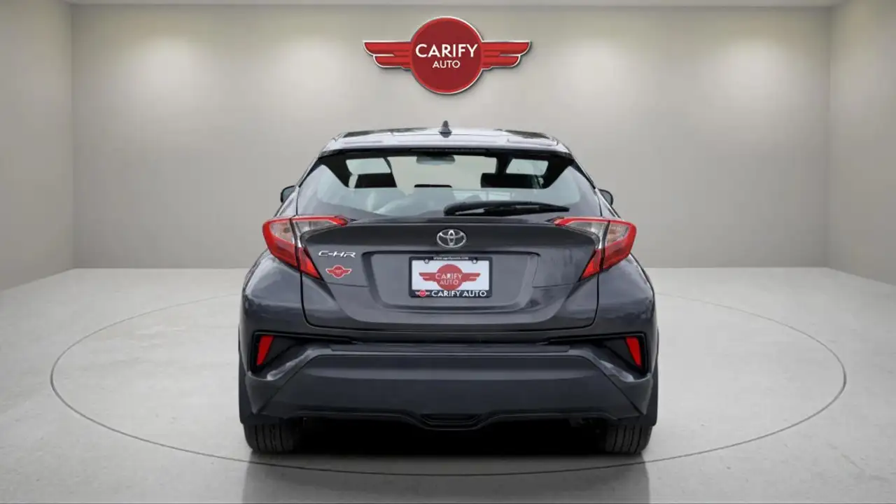 Toyota C-HR снимка Toyota C-HR