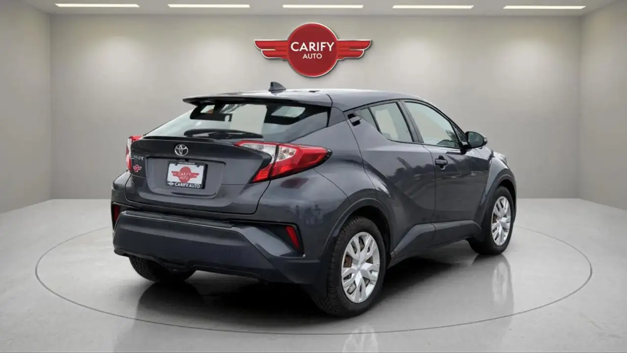 Toyota C-HR снимка Toyota C-HR